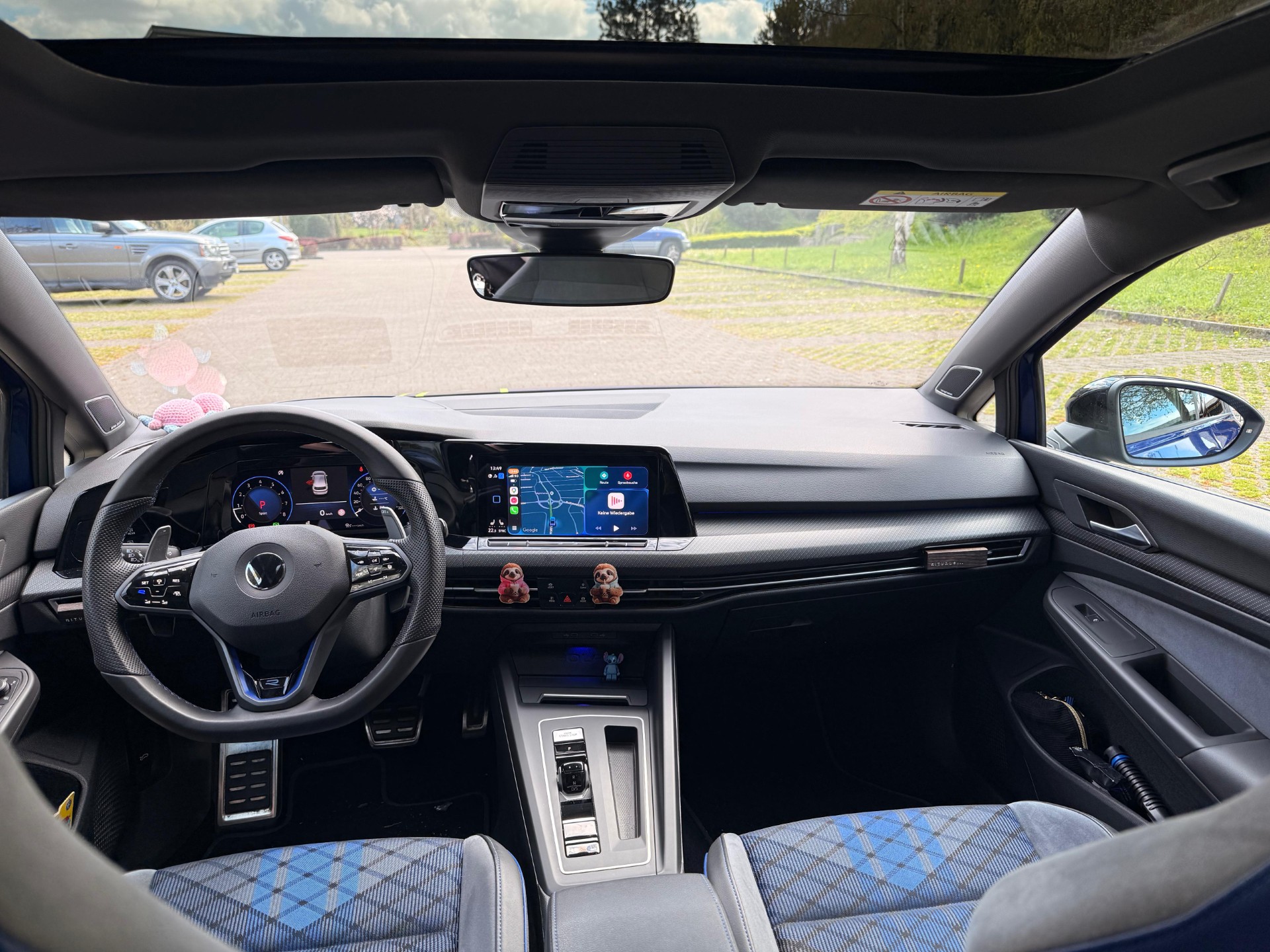 VW Golf 2.0 TSI R DSG 4Motion-image-5