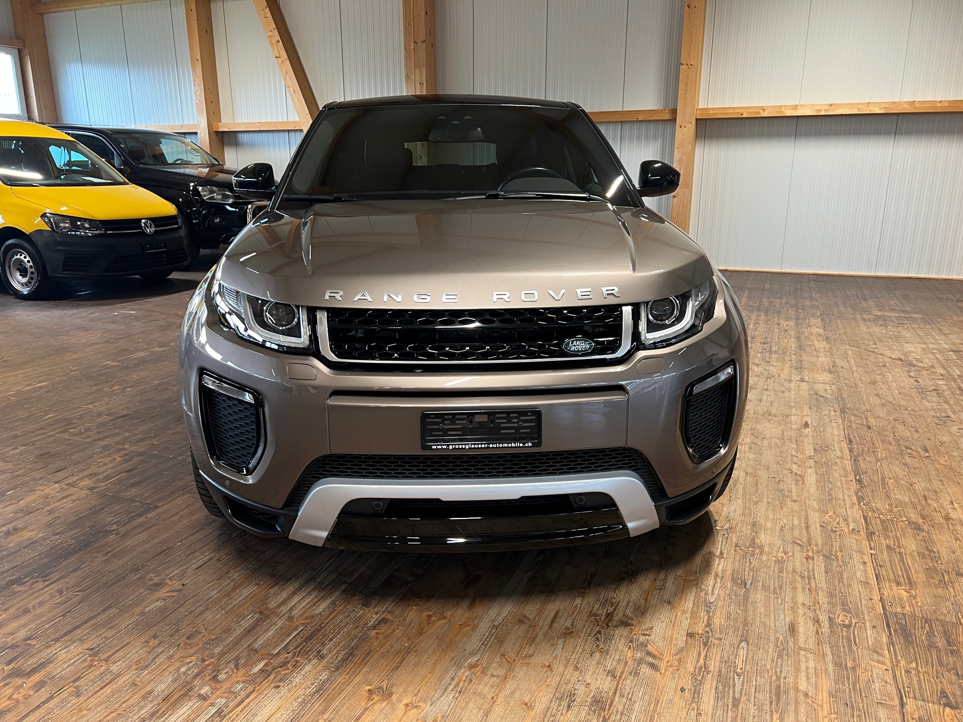 LAND ROVER Range Rover Evoque 2.0 Si4 SE Dynamic AT9-image-1