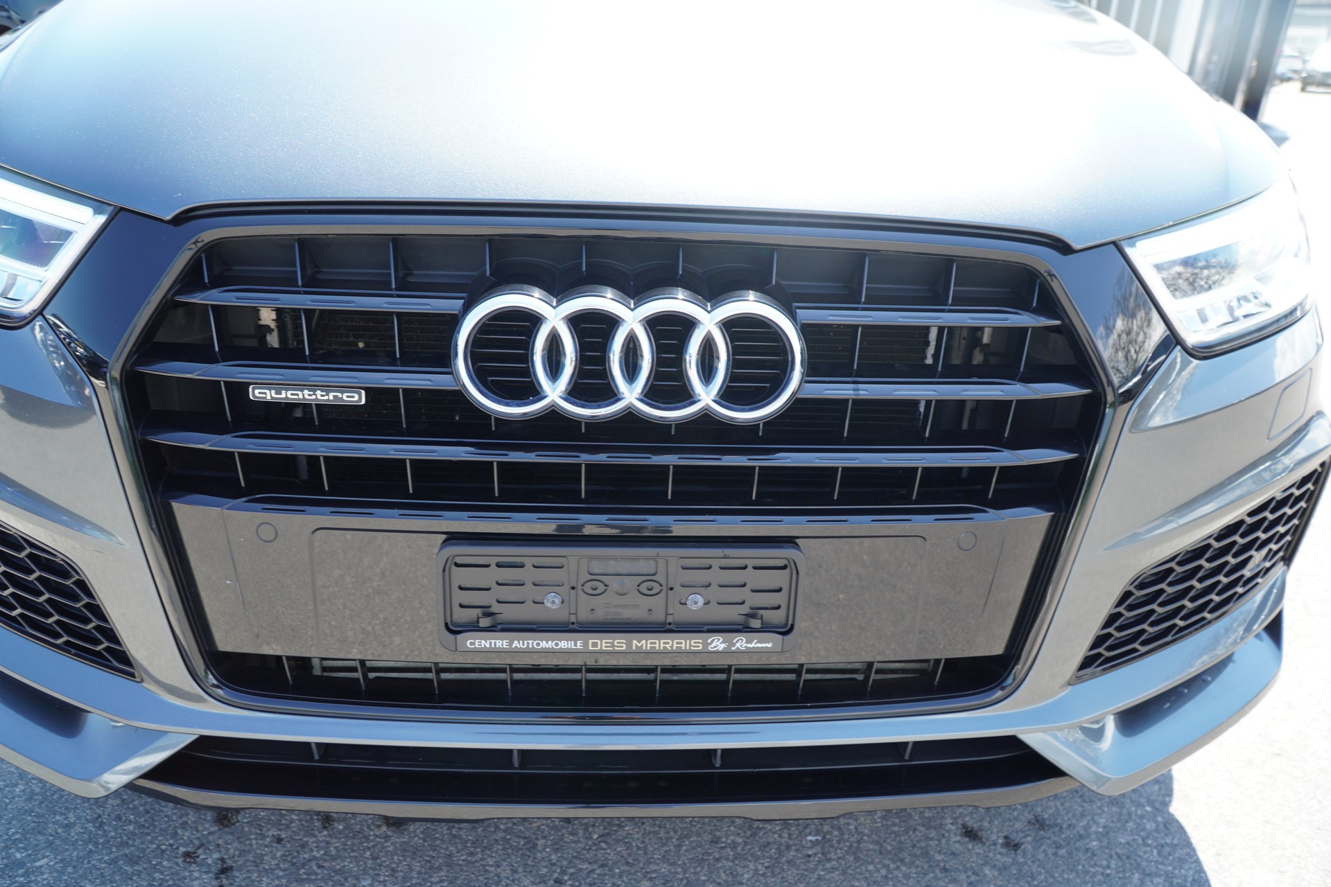AUDI Q3 2.0 TFSI sport quattro S-tronic-image-22