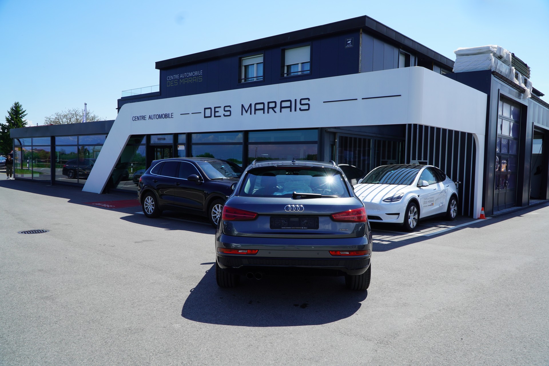AUDI Q3 2.0 TFSI sport quattro S-tronic-image-7