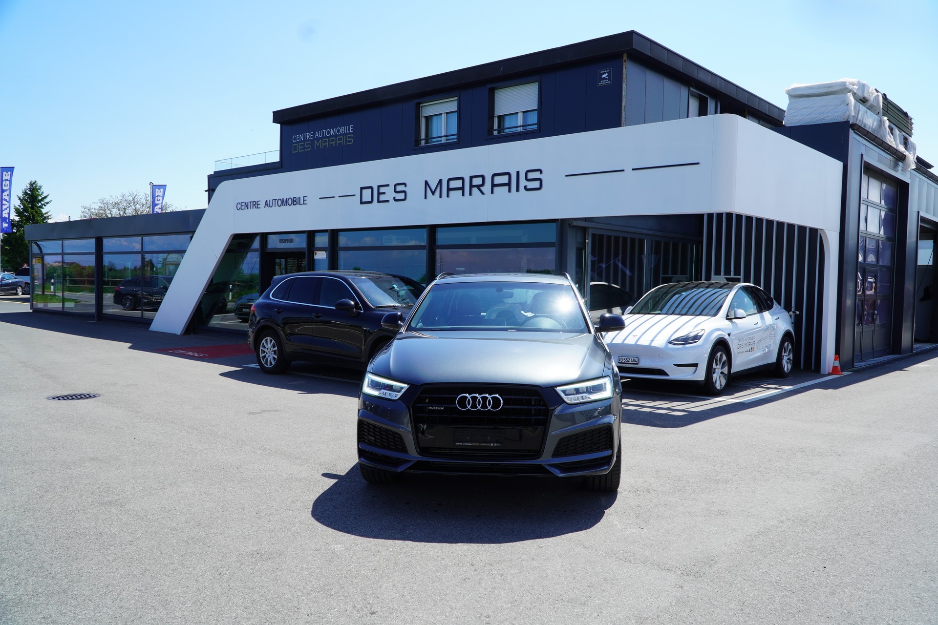 AUDI Q3 2.0 TFSI sport quattro S-tronic-image-3