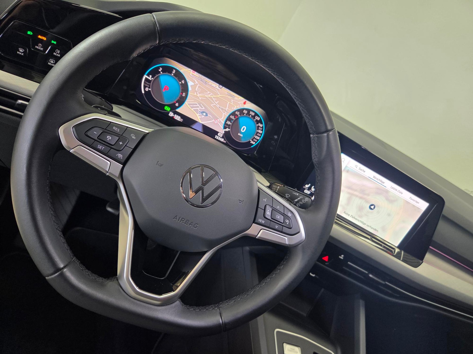 VW Golf 2.0 TDI Style DSG-image-6