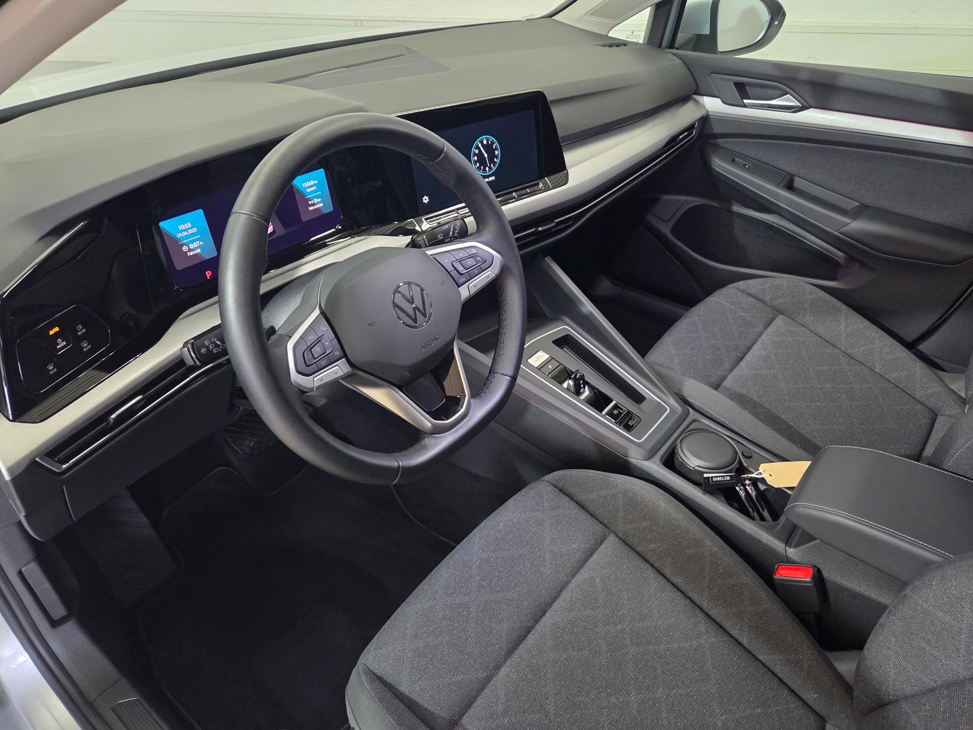 VW Golf 2.0 TDI Style DSG-image-8