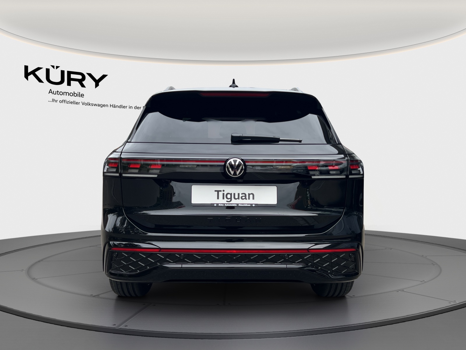 VW Tiguan 2.0 TSI DSG R-Line 4Motion-image-5