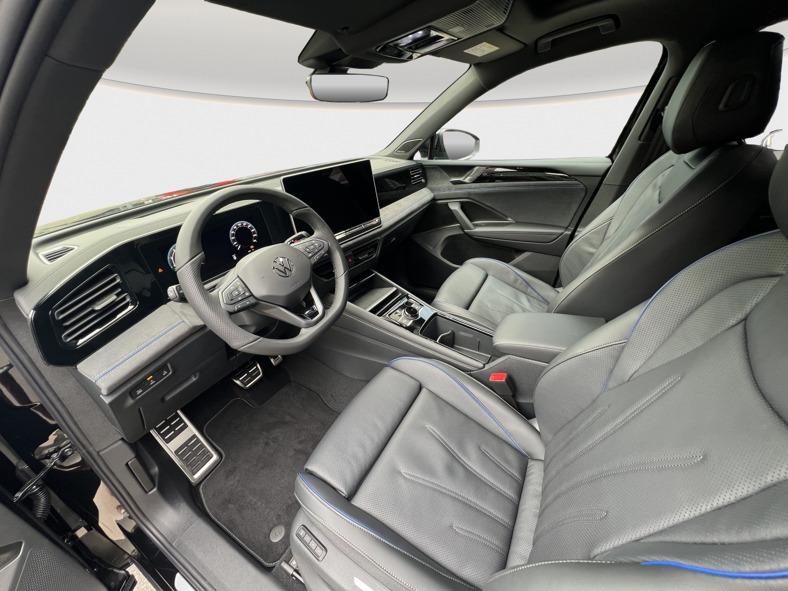 VW Tiguan 2.0 TSI DSG R-Line 4Motion-image-8