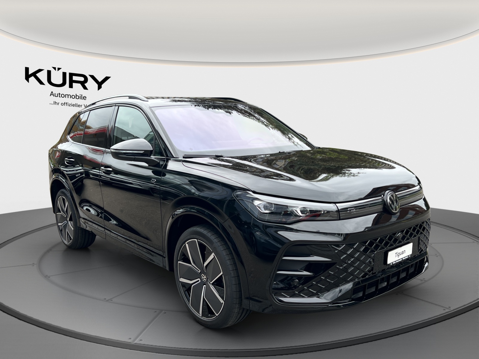 VW Tiguan 2.0 TSI DSG R-Line 4Motion-showroom-element-2