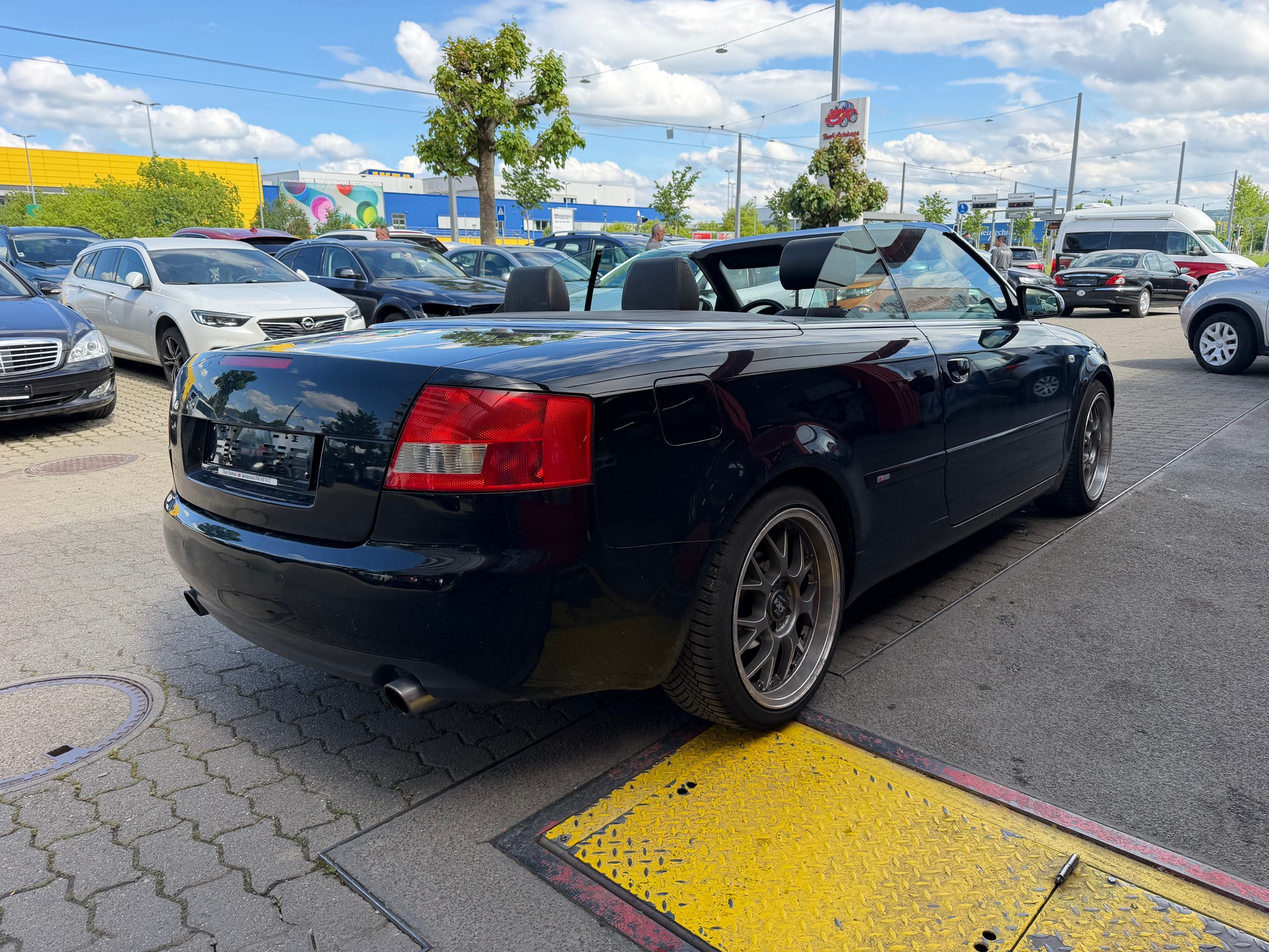 AUDI A4 Cabriolet 1.8 Turbo-showroom-element-3