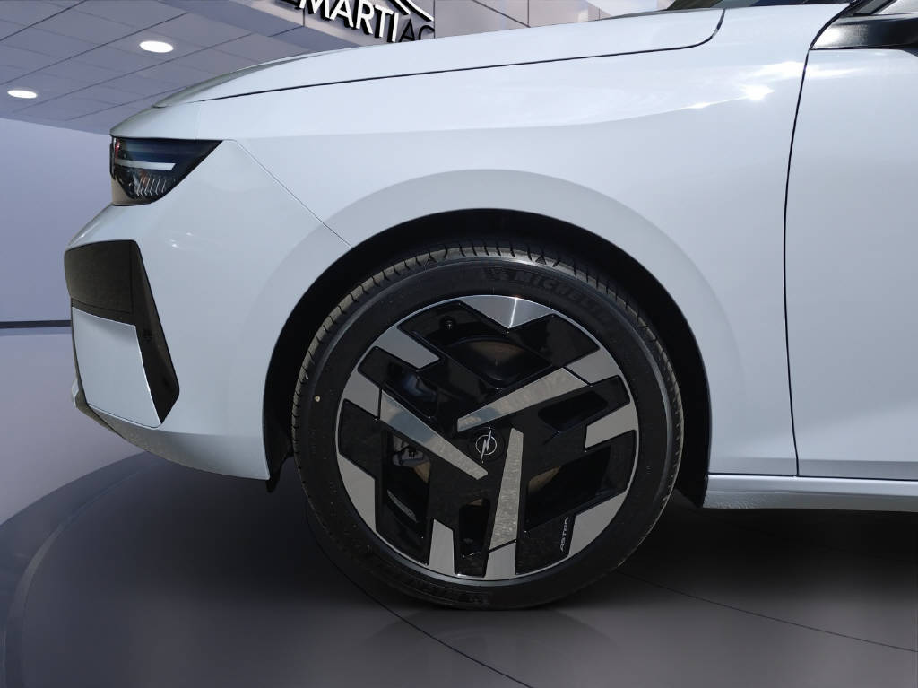 OPEL Astra-e Sports Tourer Ultimate-image-8
