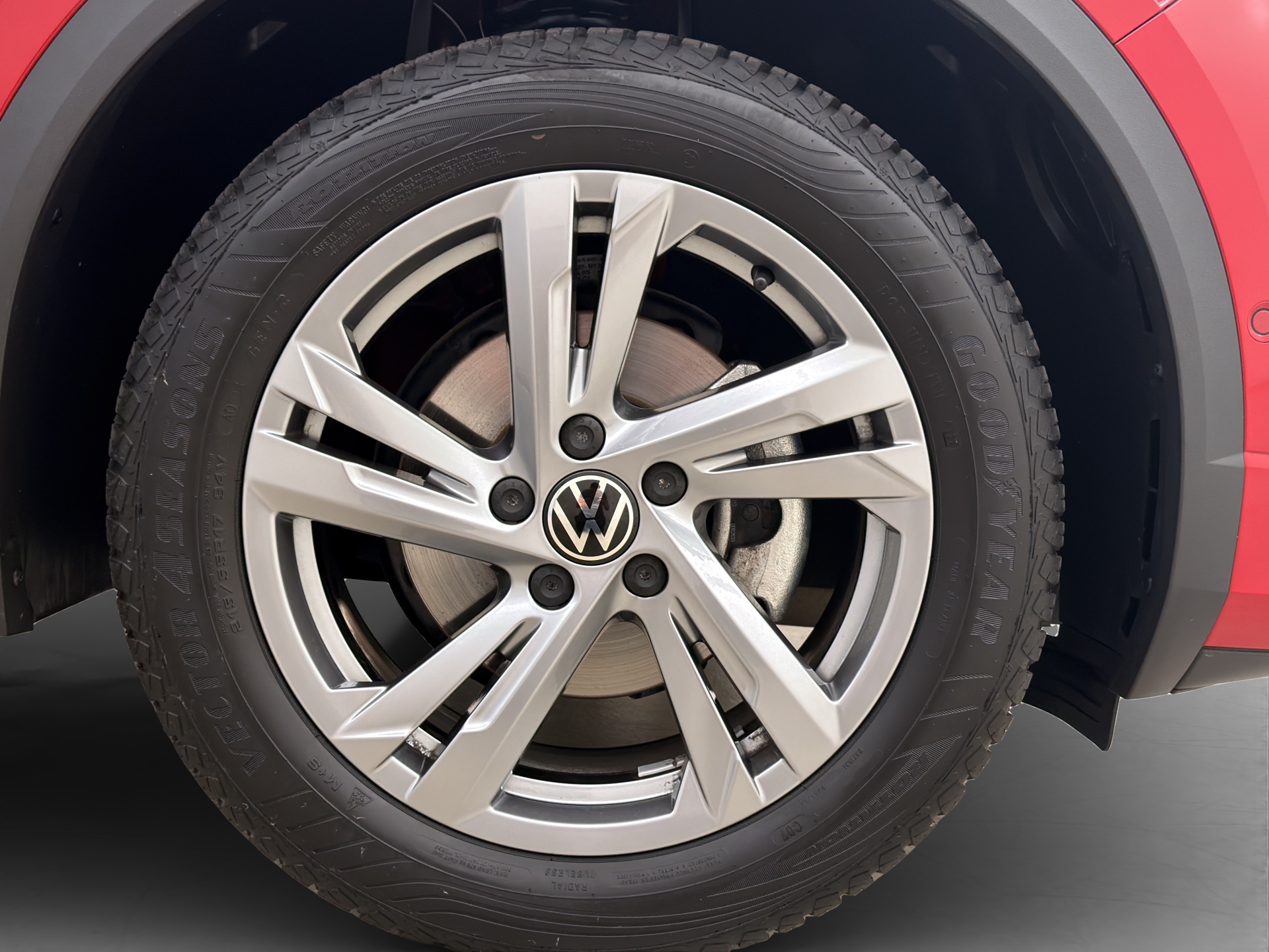 VW T-Roc Cabriolet 1.5 TSI R-Line-image-5