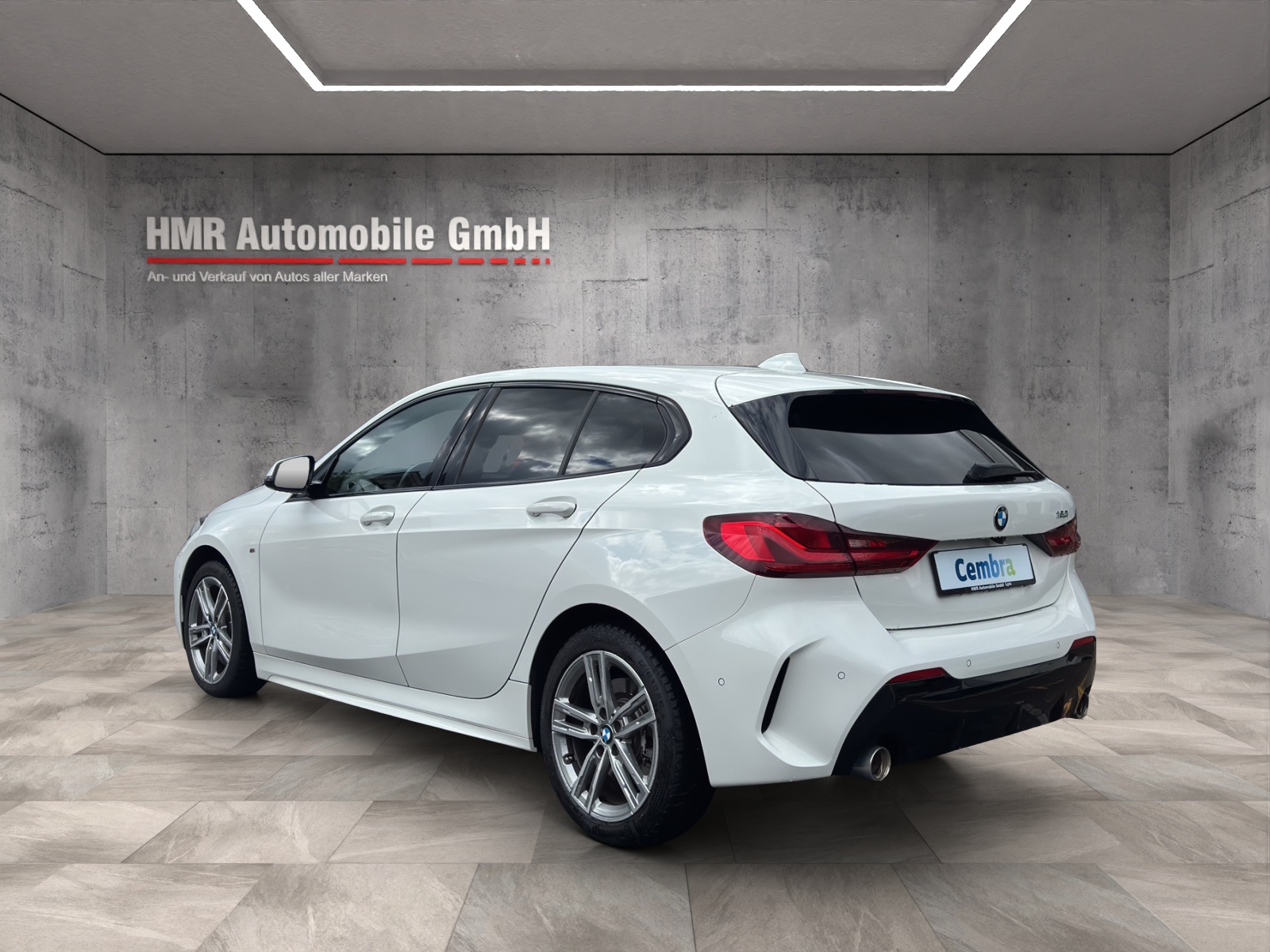 BMW 120i Pure M Sport Steptronic-showroom-element-1