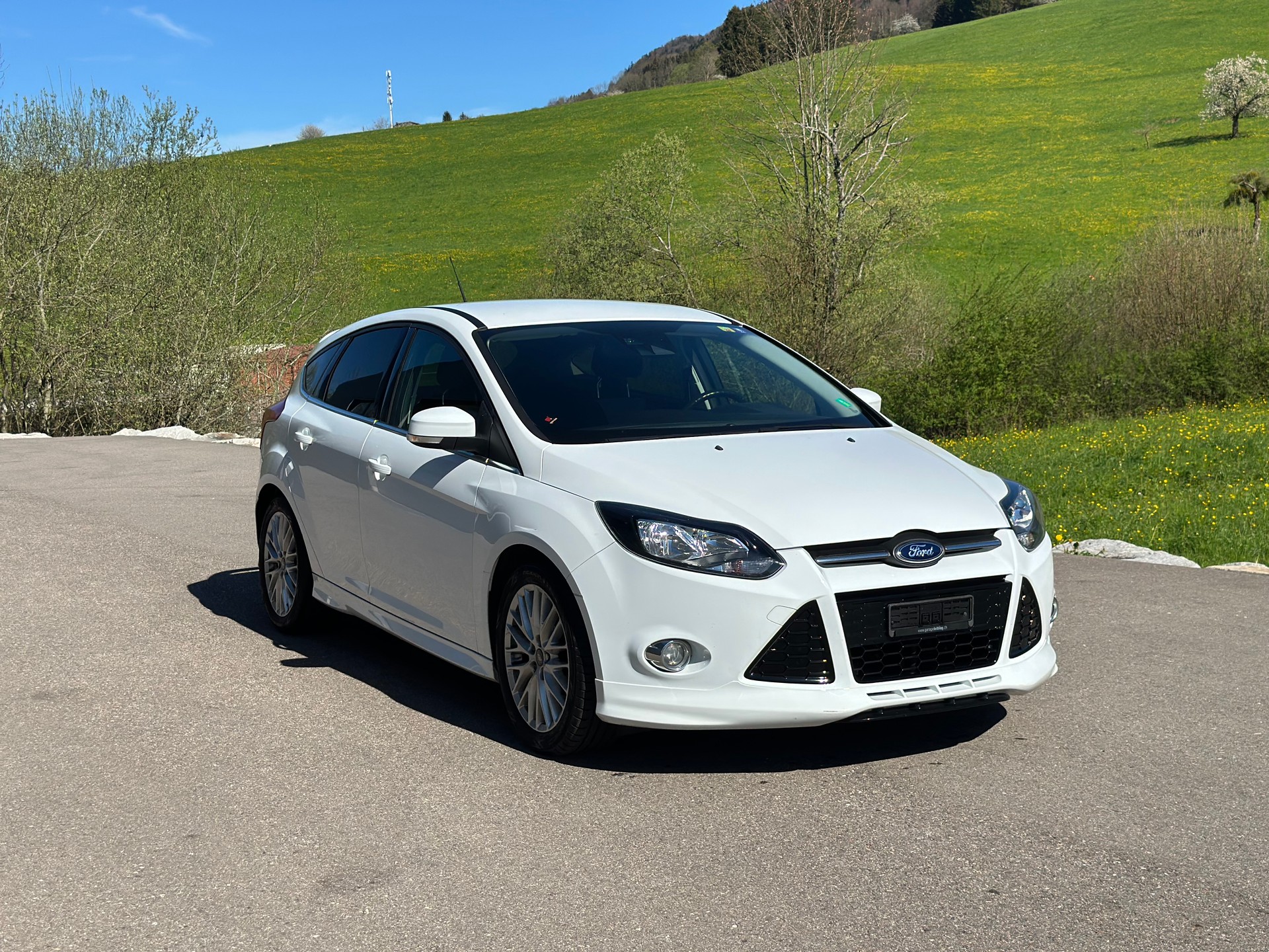 FORD Focus 1.0 SCTi Trend-image-1