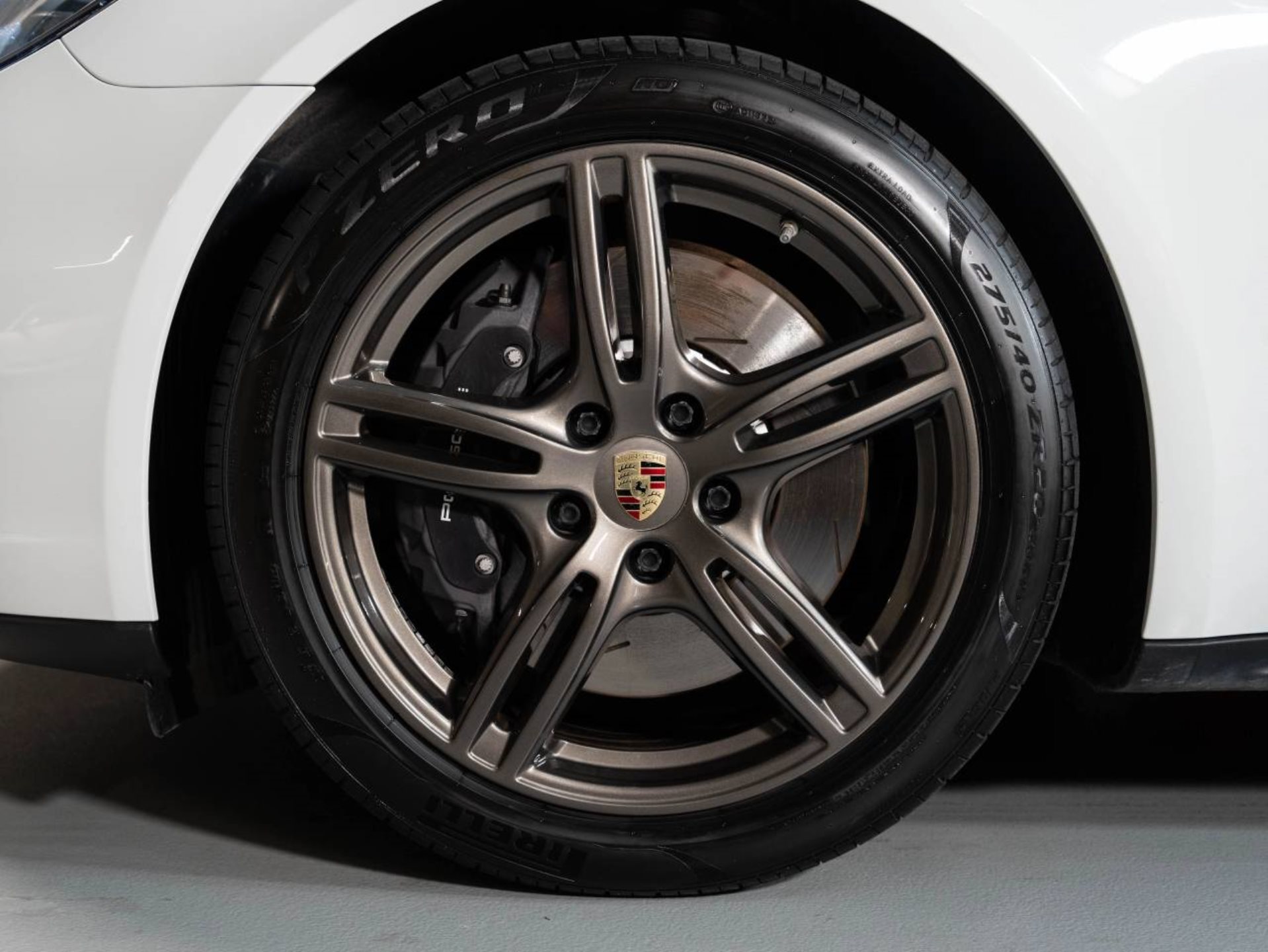 PORSCHE Panamera 4 E-Hybrid-image-20