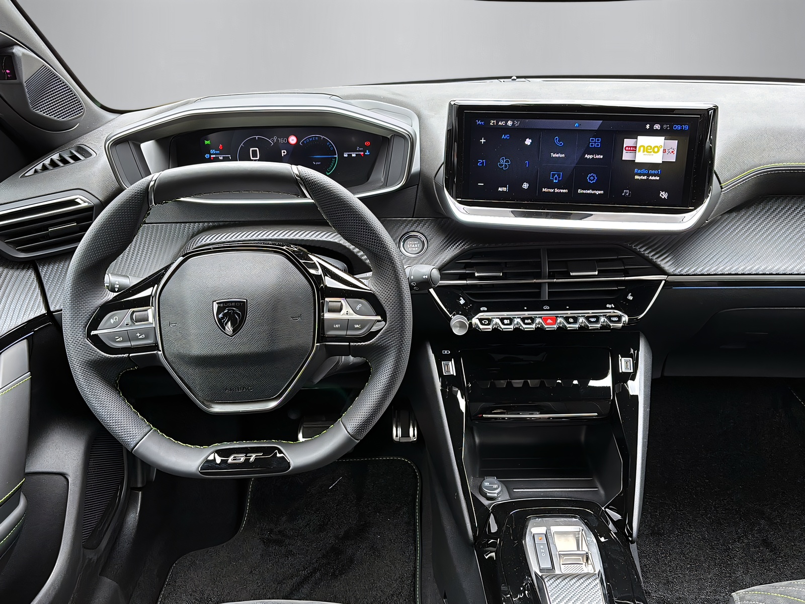 PEUGEOT 208 1.2 Hybrid 145 GT-image-4