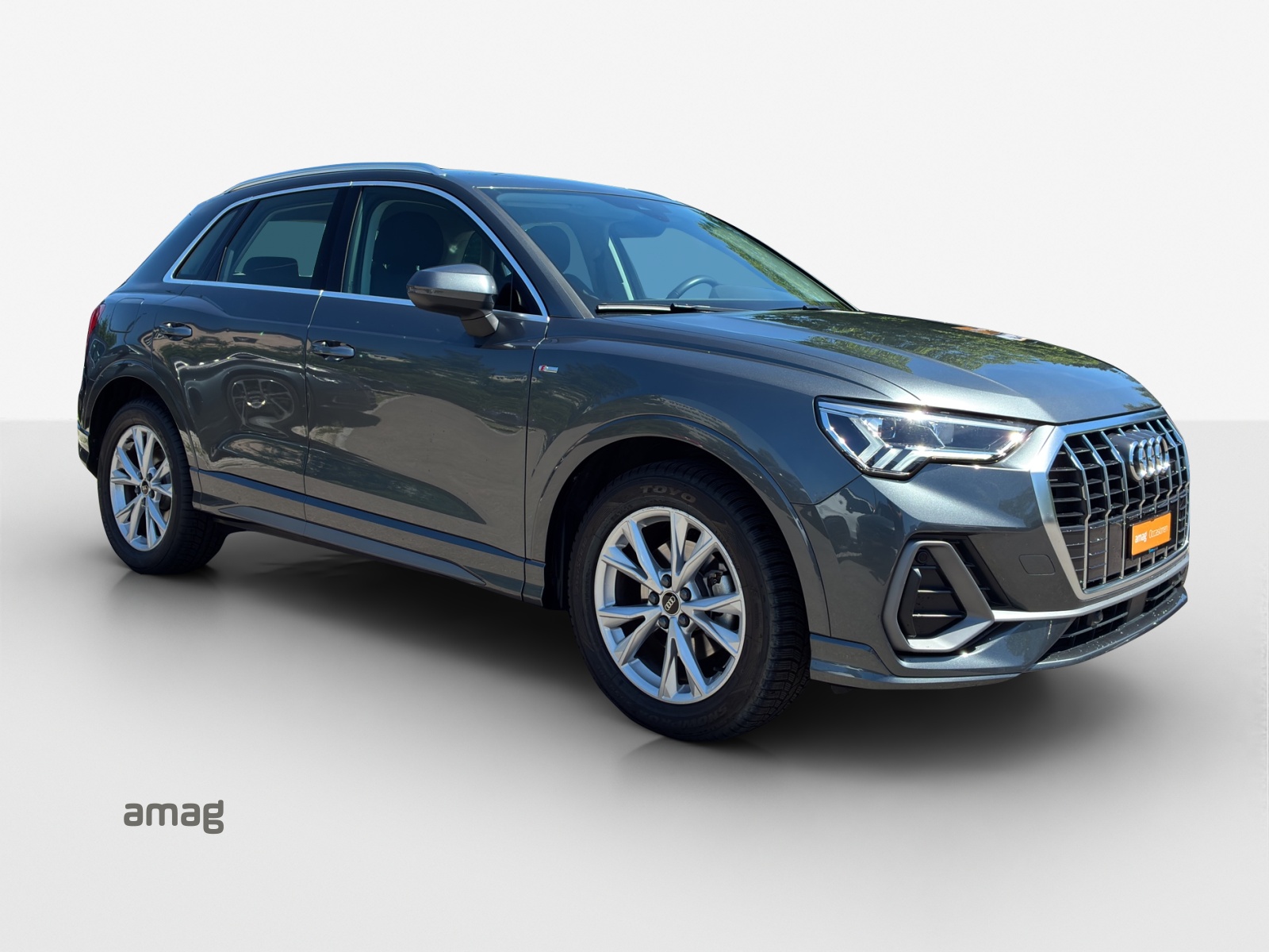 AUDI Q3 35 TFSI S line S-tronic-image-5