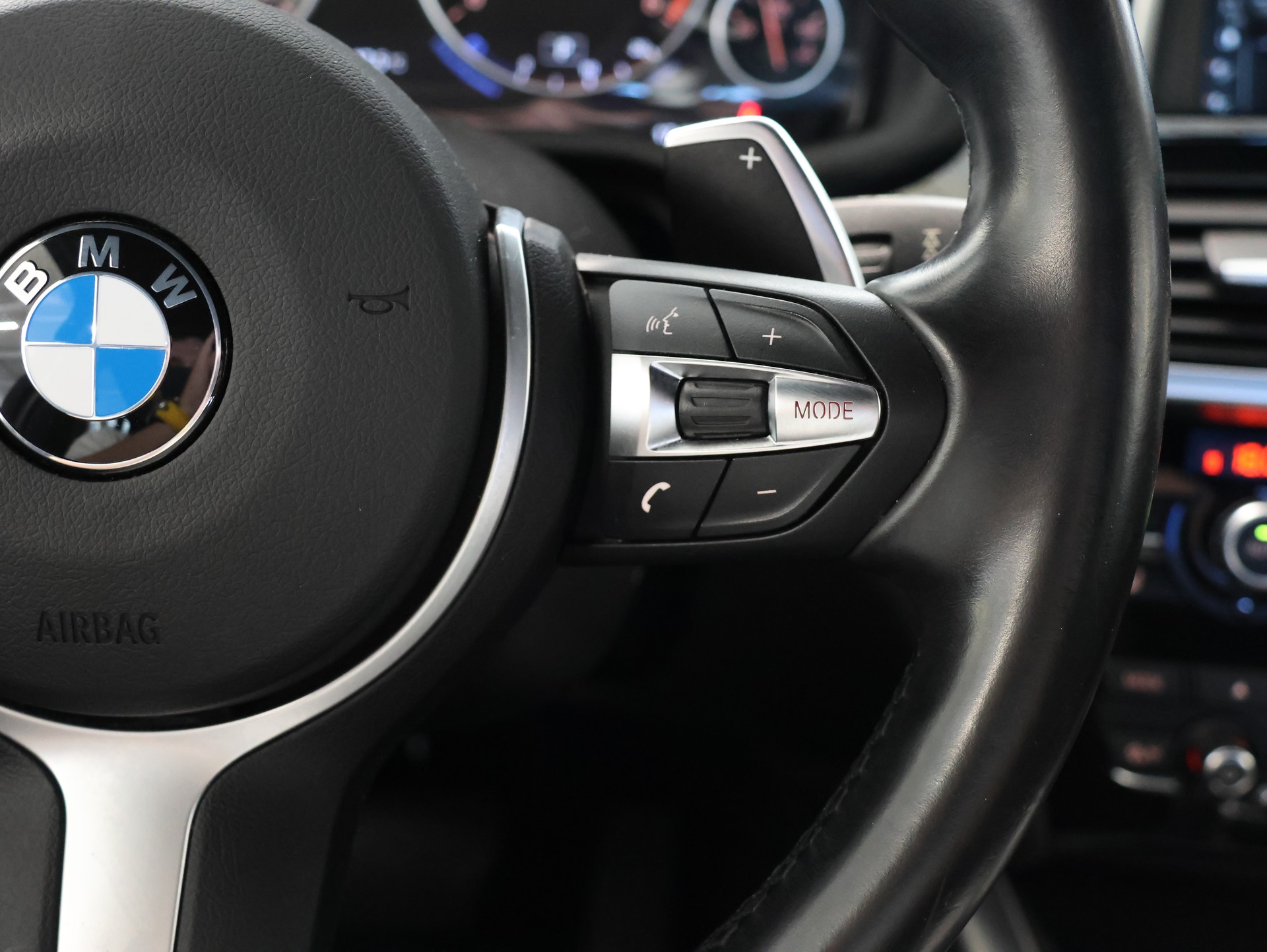 BMW X4 xDrive 20d M Sport Steptronic-image-21