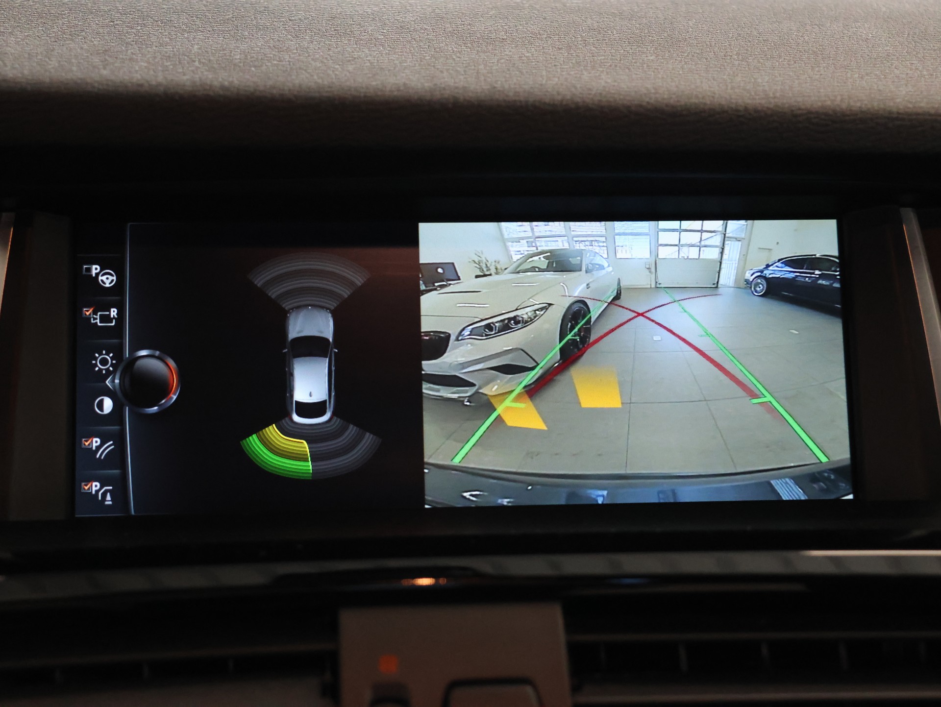 BMW X4 xDrive 20d M Sport Steptronic-image-30