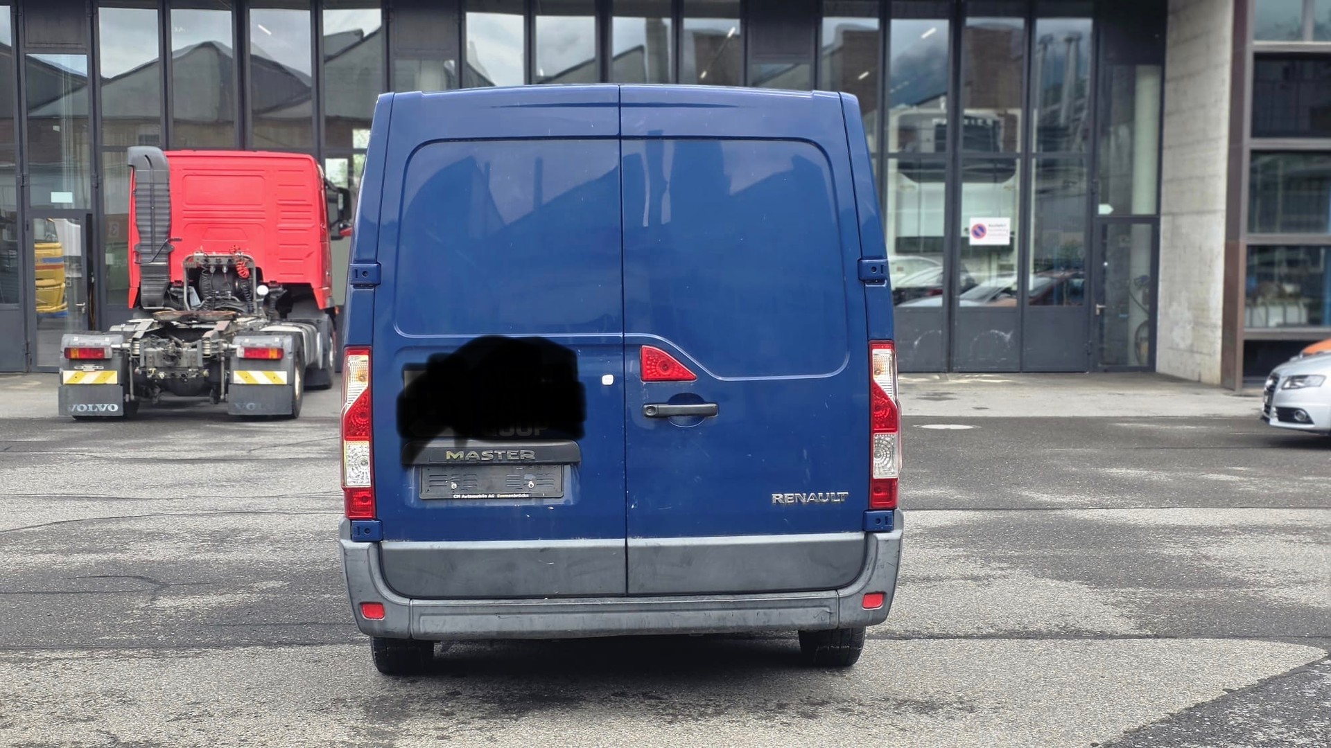 RENAULT Master T33 2.3dCi 110 L1H2-image-4