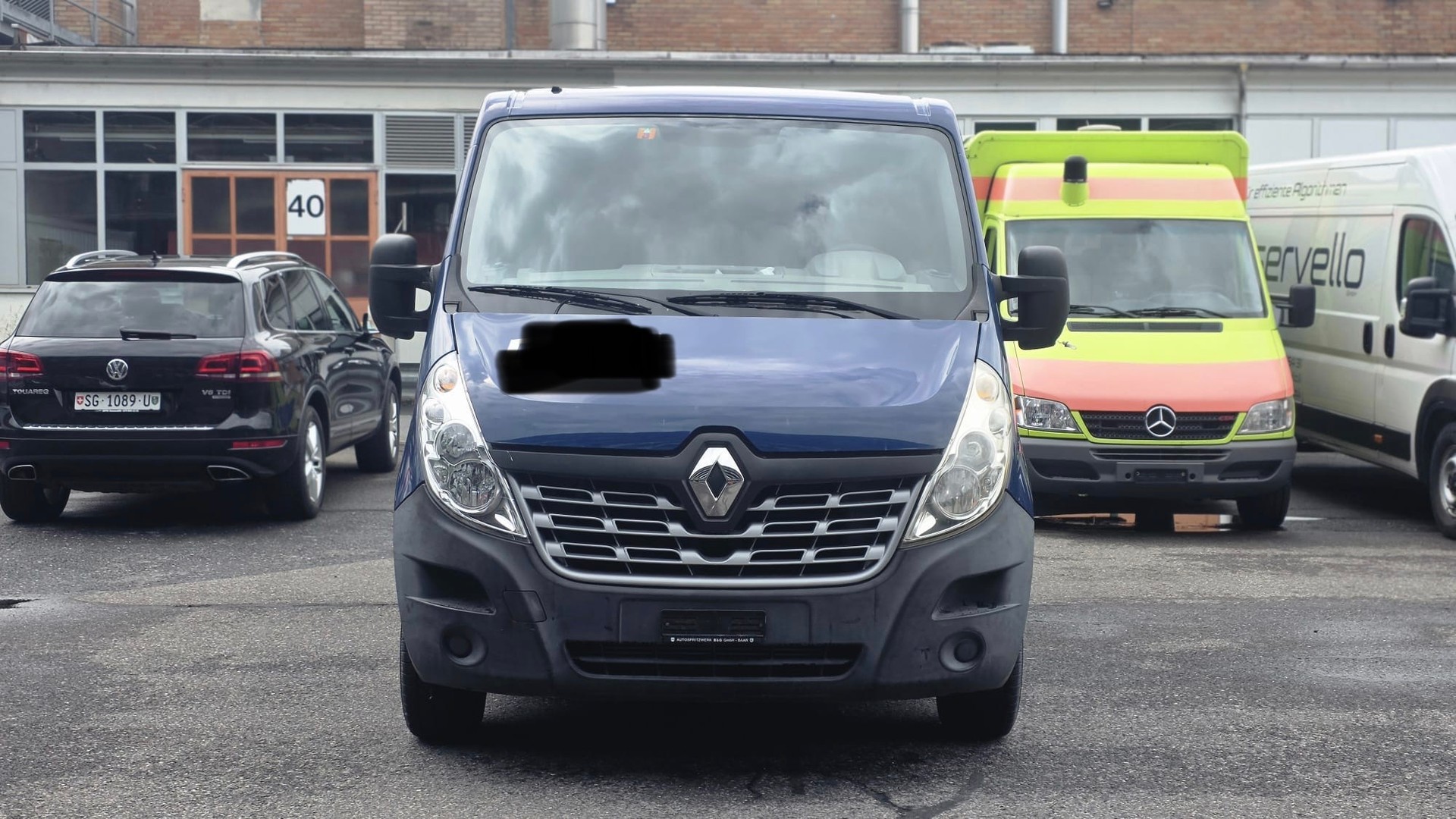 RENAULT Master T33 2.3dCi 110 L1H2-image-0