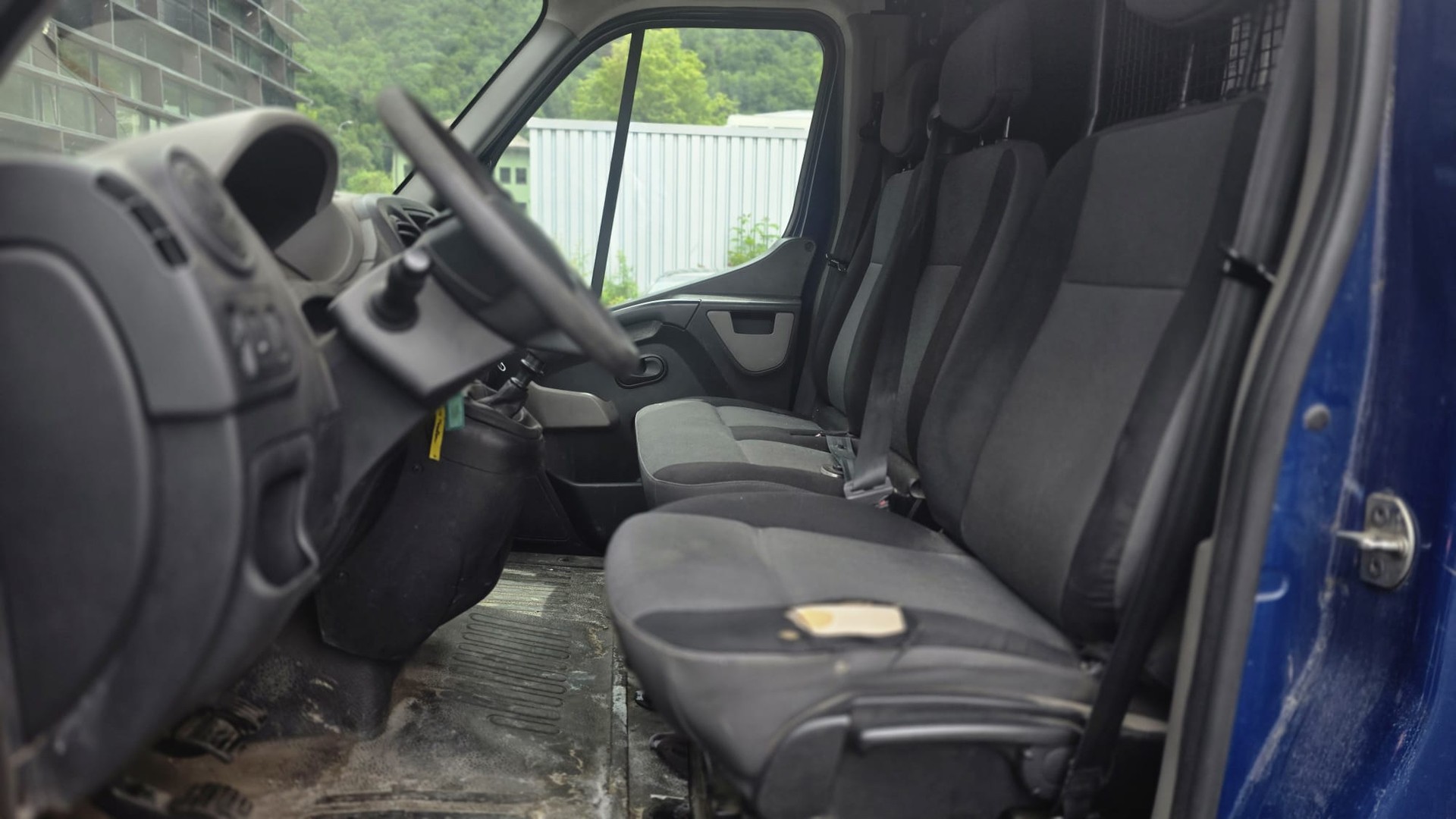 RENAULT Master T33 2.3dCi 110 L1H2-image-7