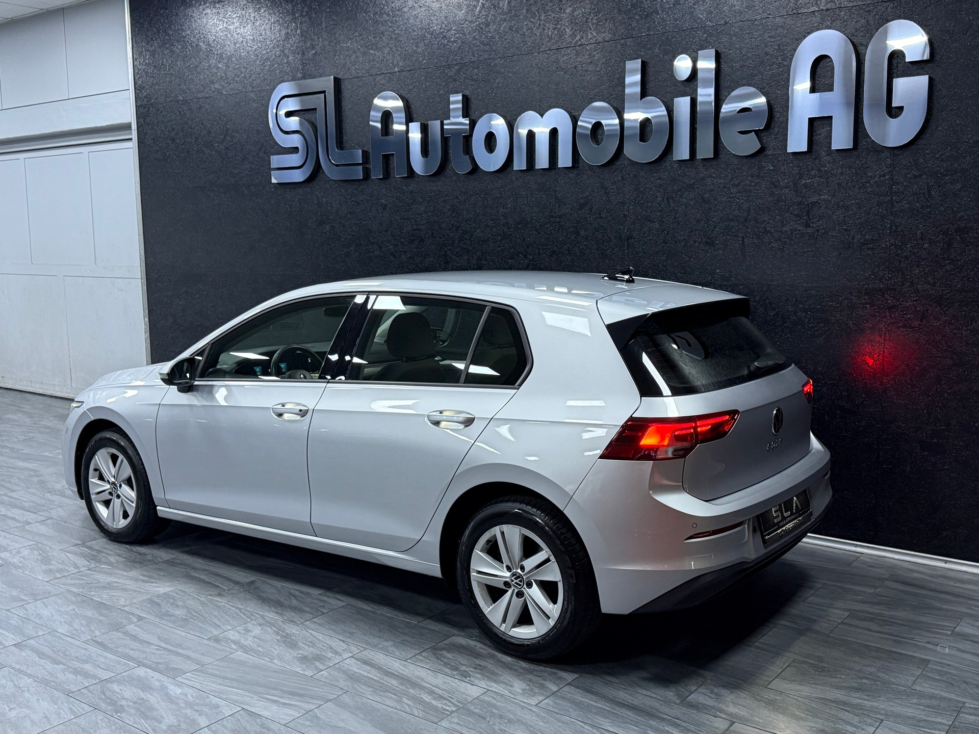 VW Golf 2.0 TDI Life-image-5