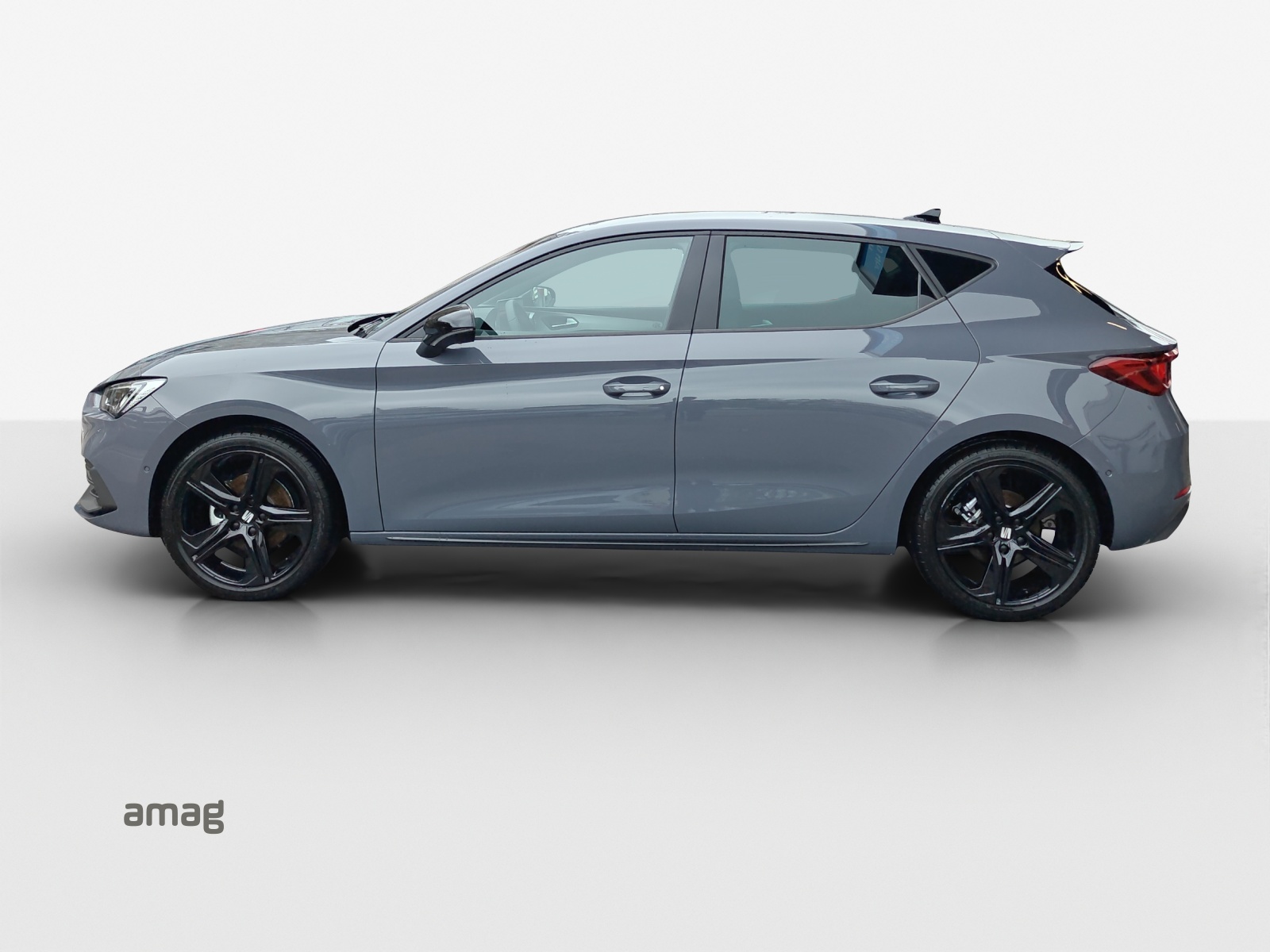 SEAT Leon 1.5 eTSI mHEV DSG FR-image-1