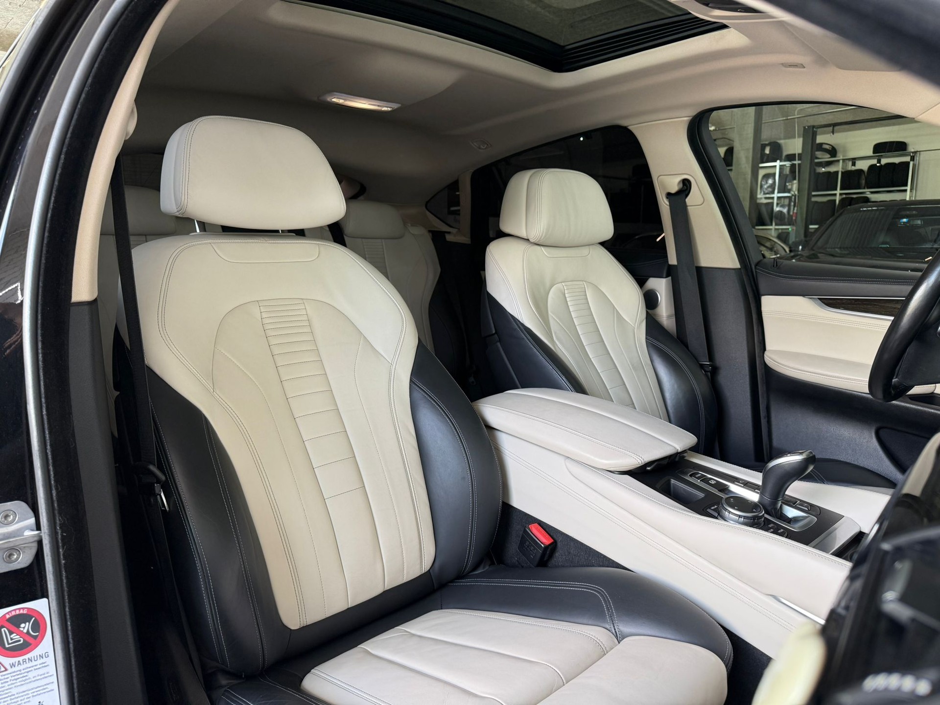 BMW X6 xDrive 50i Steptronic-image-12
