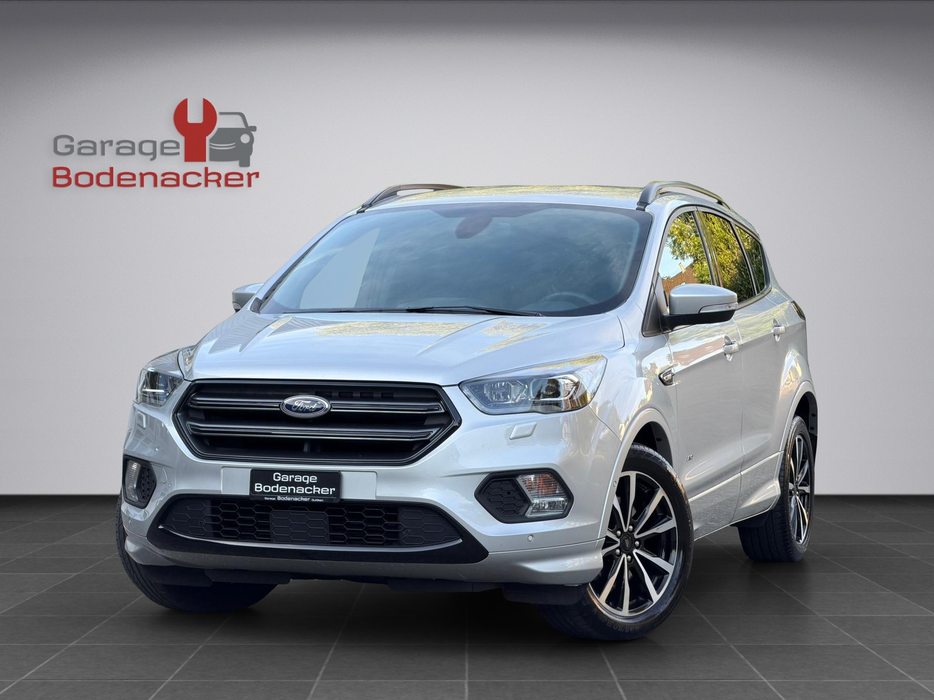 FORD Kuga 2.0 TDCi ST Line High 4WD PowerShift * 180PS * 4x4 * AHK *