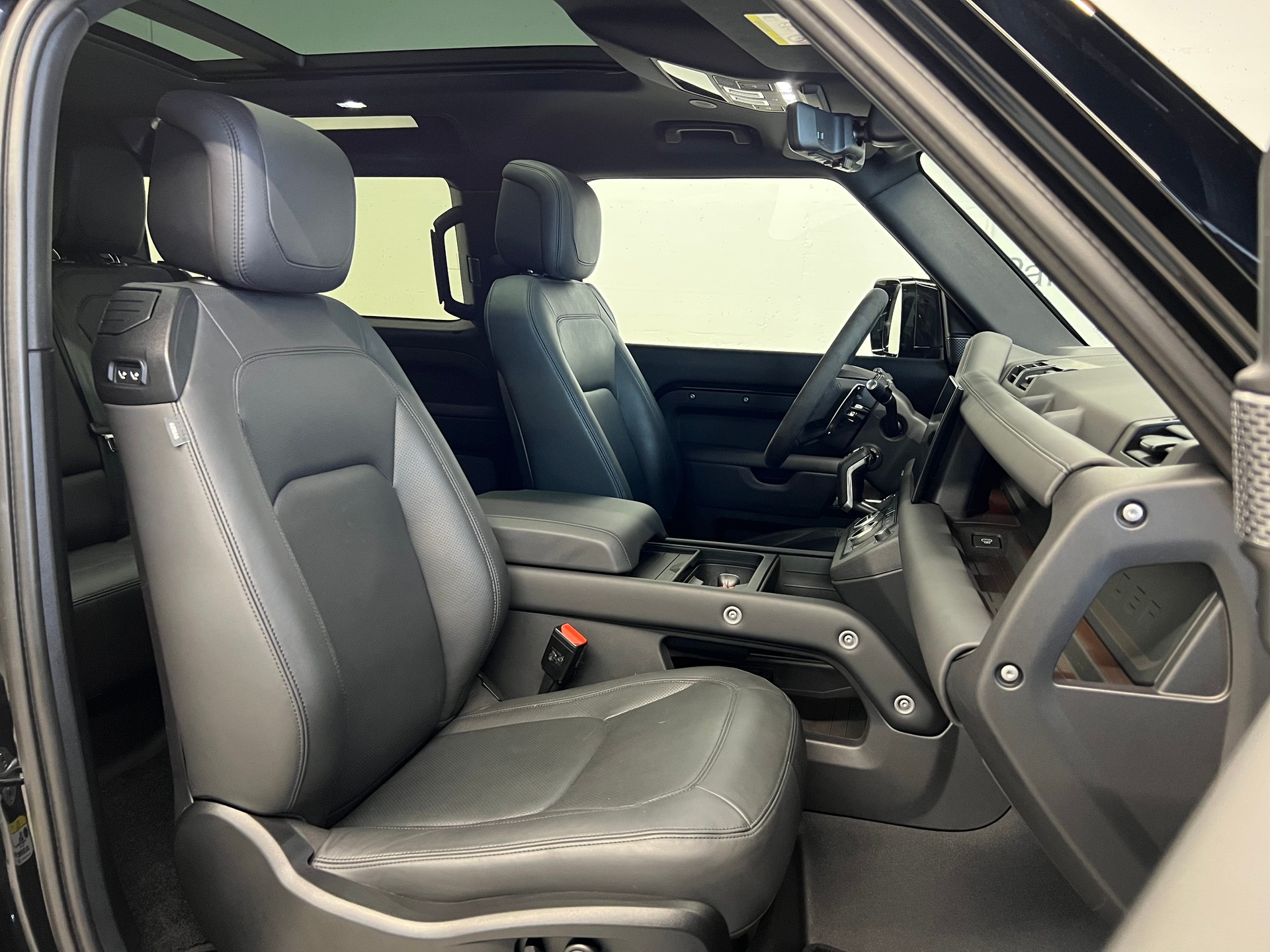 LAND ROVER Defender 90 5.0 V8 SC-image-5