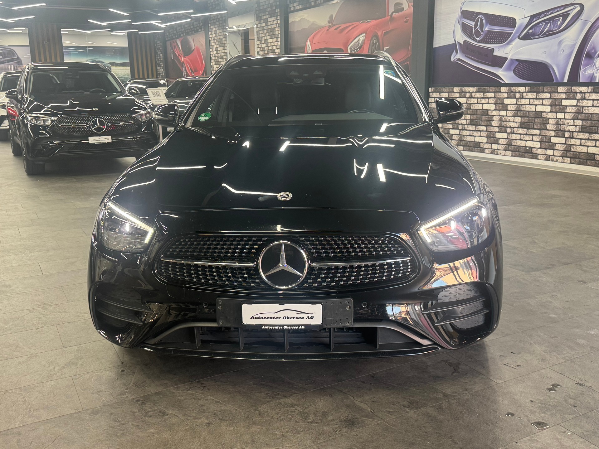 MERCEDES-BENZ E 300 de T 4Matic AMG Line 9G-Tronic-image-1
