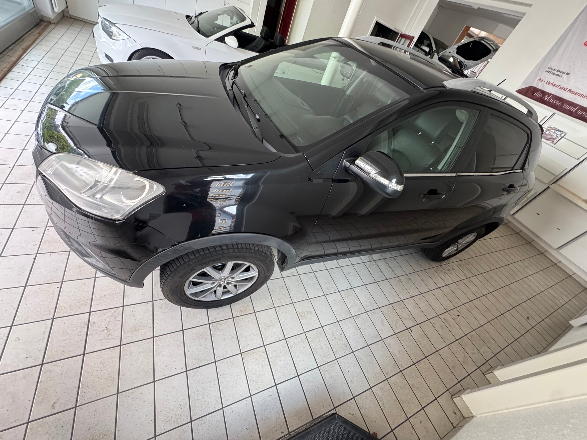 KGM-SsangYong Korando 2.0 e-XDI Quartz 4WD Automatic-image-4