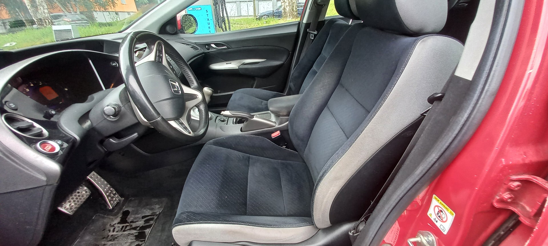 HONDA Civic 1.8i-image-14