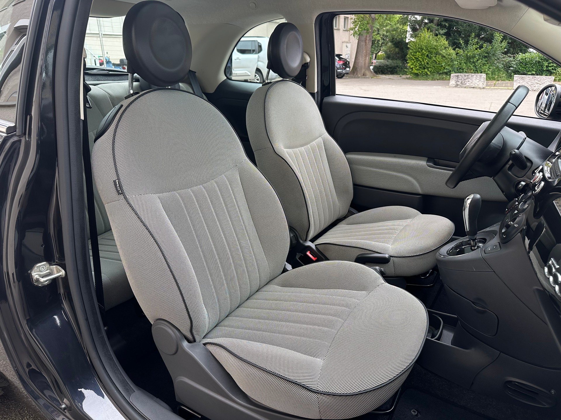 FIAT 500 1.4 16V Lounge Dualogic-image-13