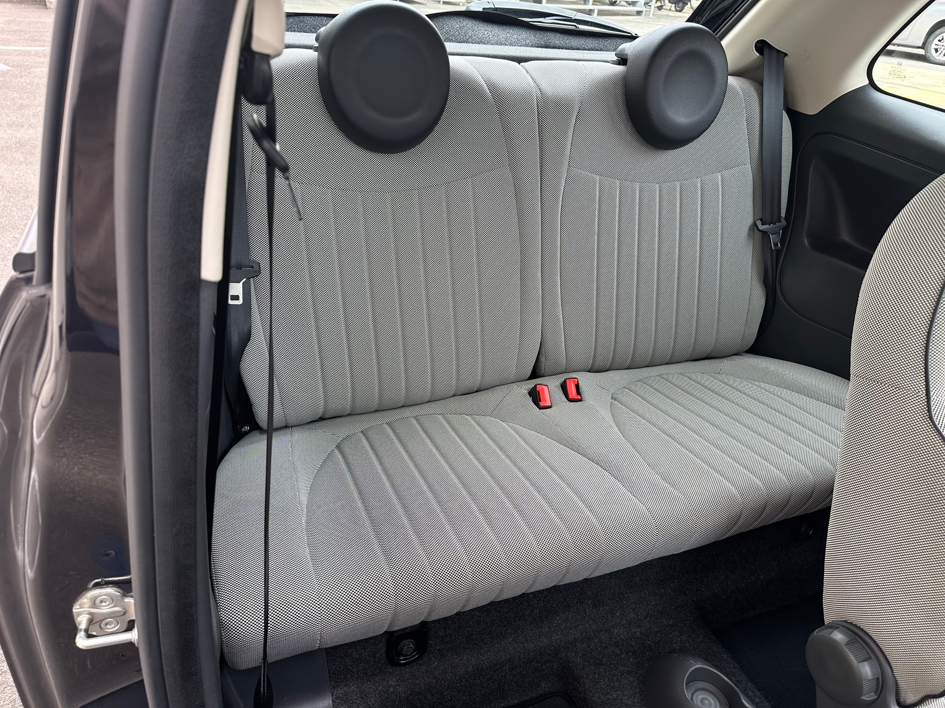 FIAT 500 1.4 16V Lounge Dualogic-image-15