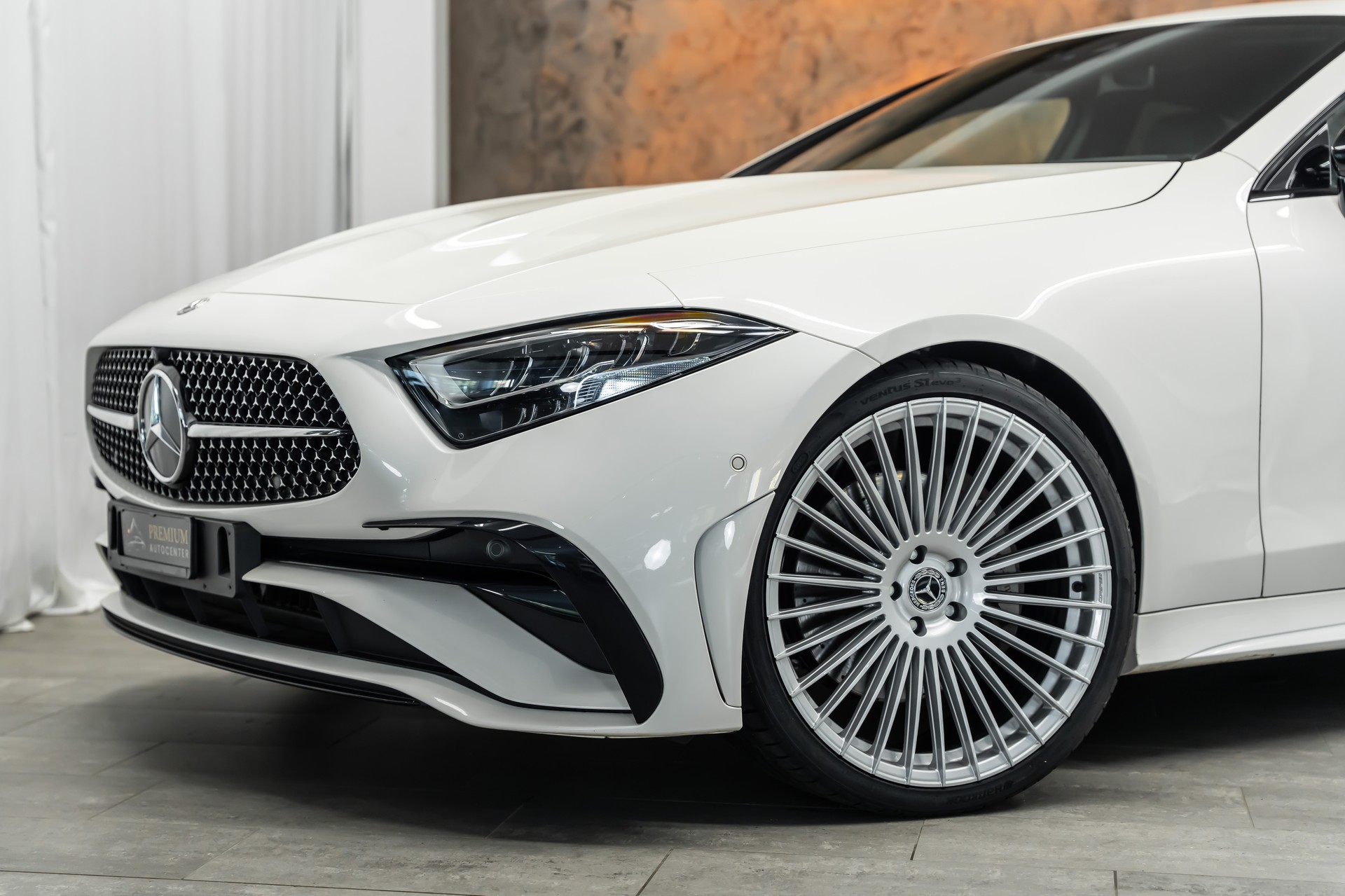 MERCEDES-BENZ CLS 400 d 4Matic 9G-Tronic *Facelift*Airmatic*Panorama*Head-Up*21"-image-2