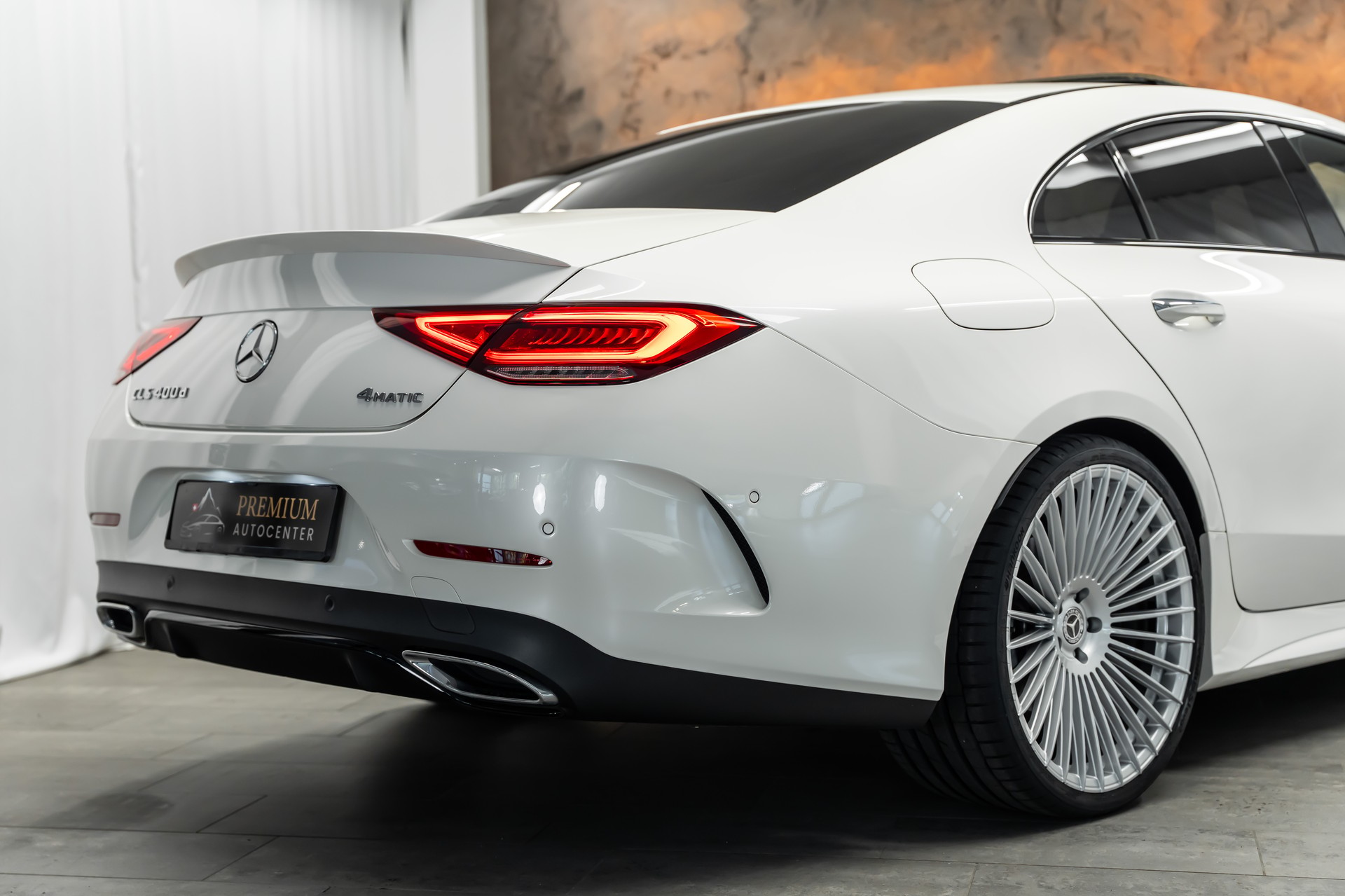 MERCEDES-BENZ CLS 400 d 4Matic 9G-Tronic *Facelift*Airmatic*Panorama*Head-Up*21"-image-5