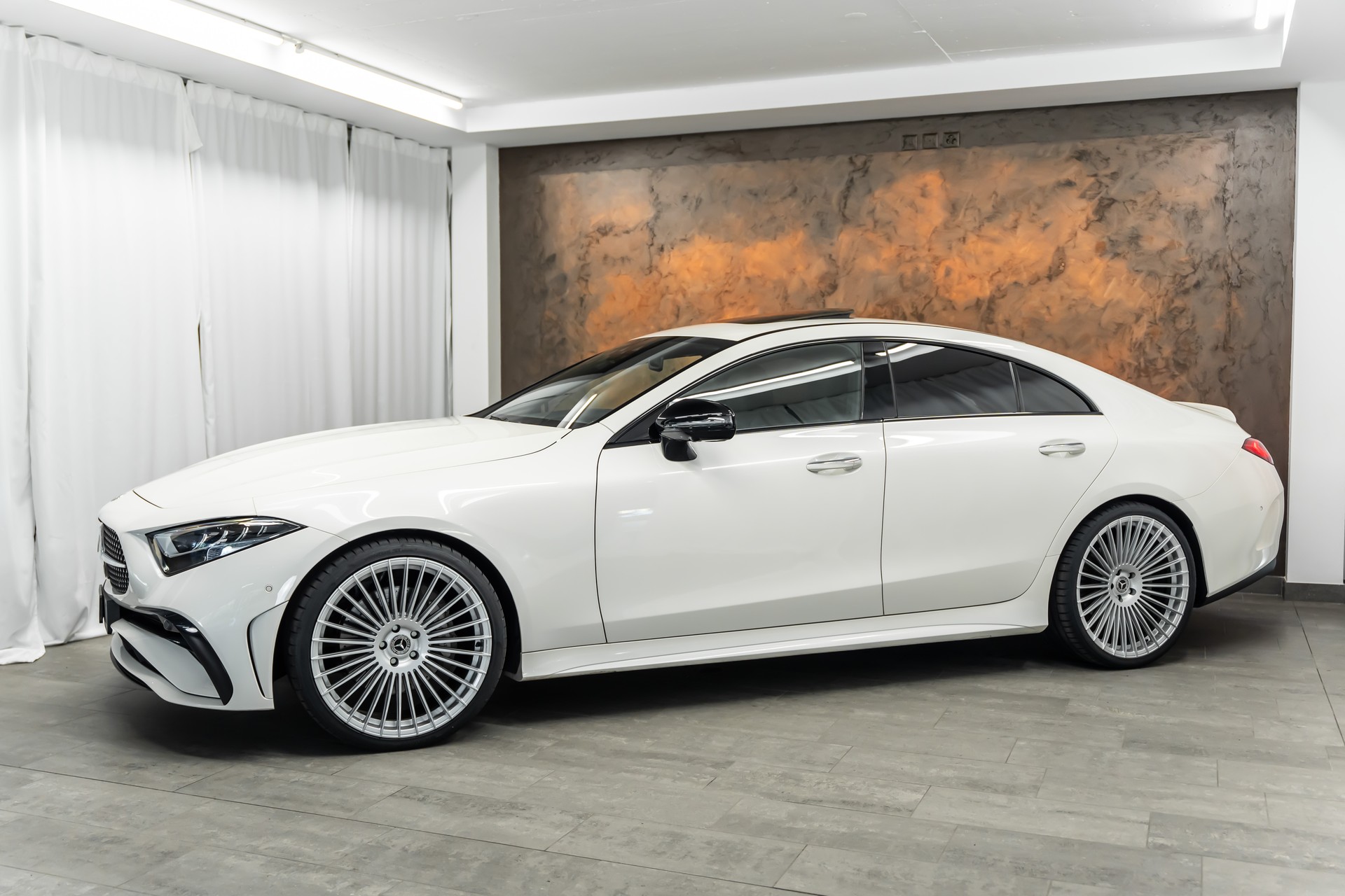MERCEDES-BENZ CLS 400 d 4Matic 9G-Tronic *Facelift*Airmatic*Panorama*Head-Up*21"-image-1