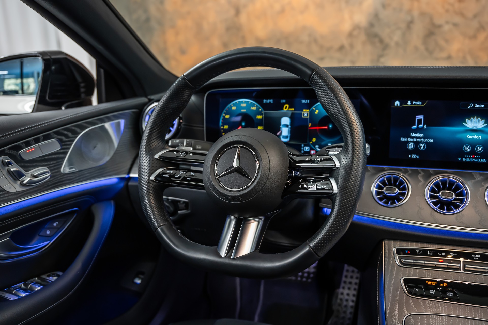 MERCEDES-BENZ CLS 400 d 4Matic 9G-Tronic *Facelift*Airmatic*Panorama*Head-Up*21"-image-16