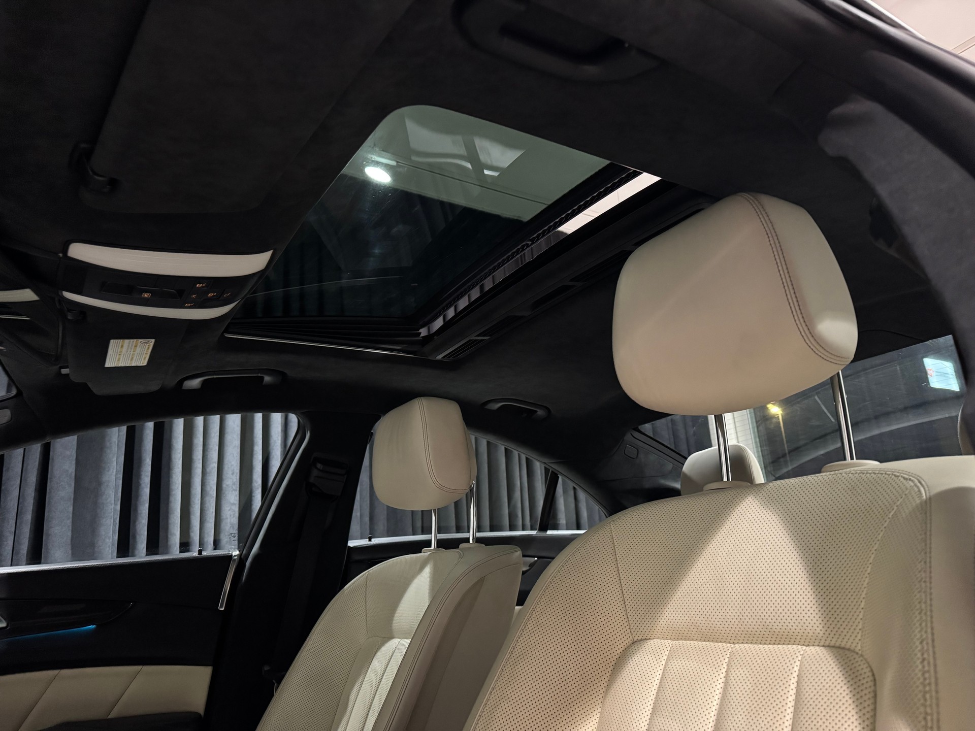 MERCEDES-BENZ CLS 350 7G-Tronic | CH |-image-15
