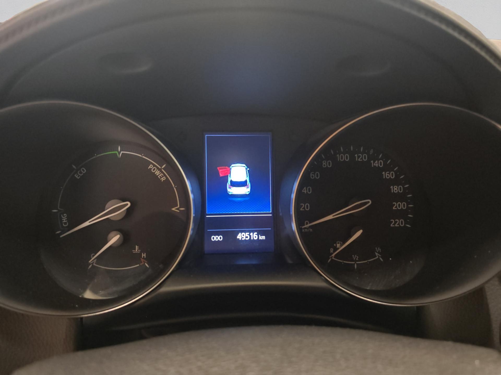 TOYOTA C-HR 2.0 HSD CVT Trend-image-10