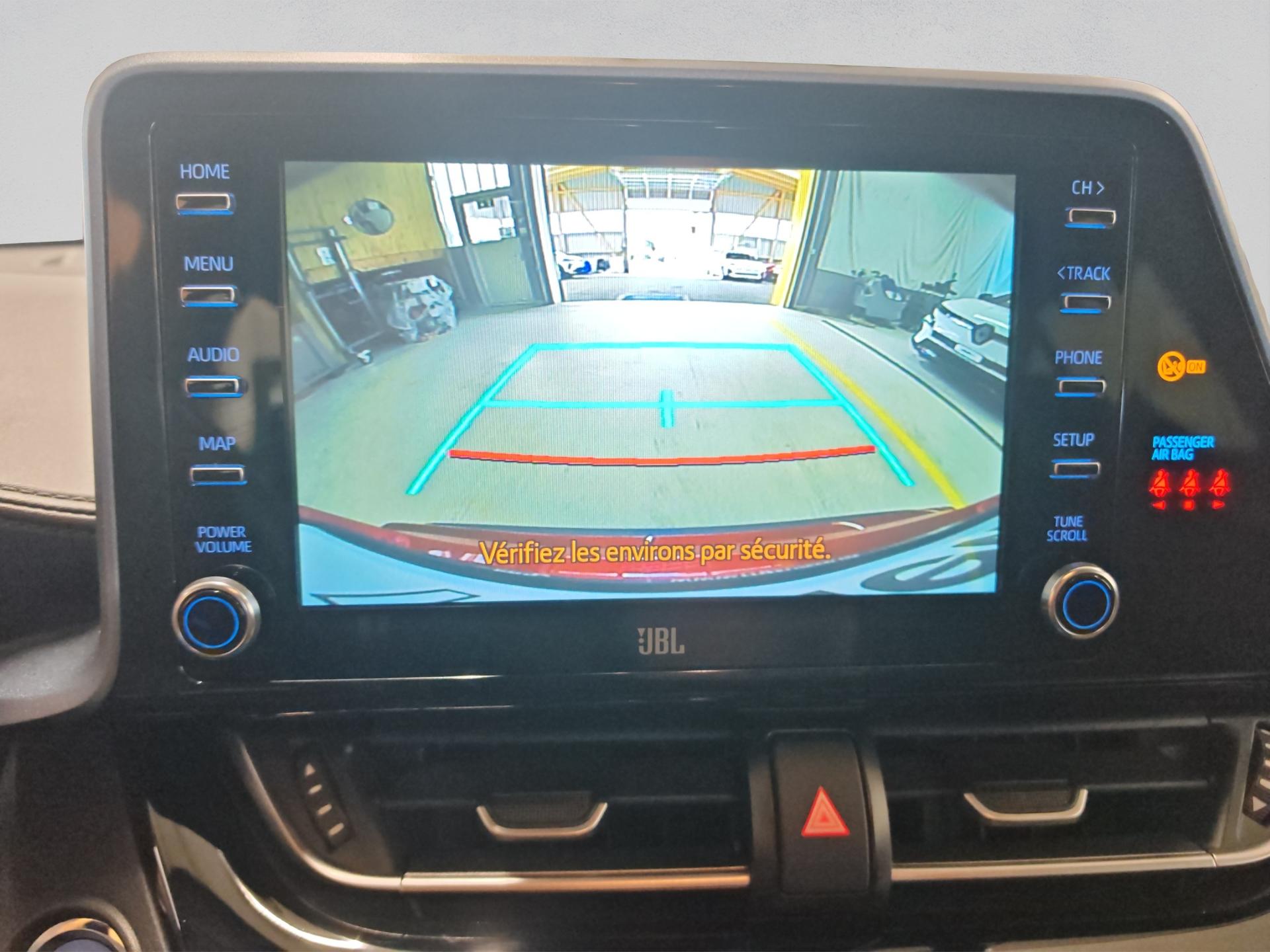TOYOTA C-HR 2.0 HSD CVT Trend-image-12