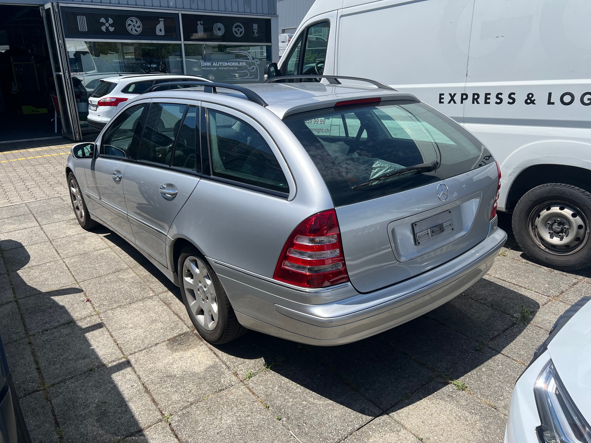 MERCEDES-BENZ C 180 Kompressor Elégance-image-12