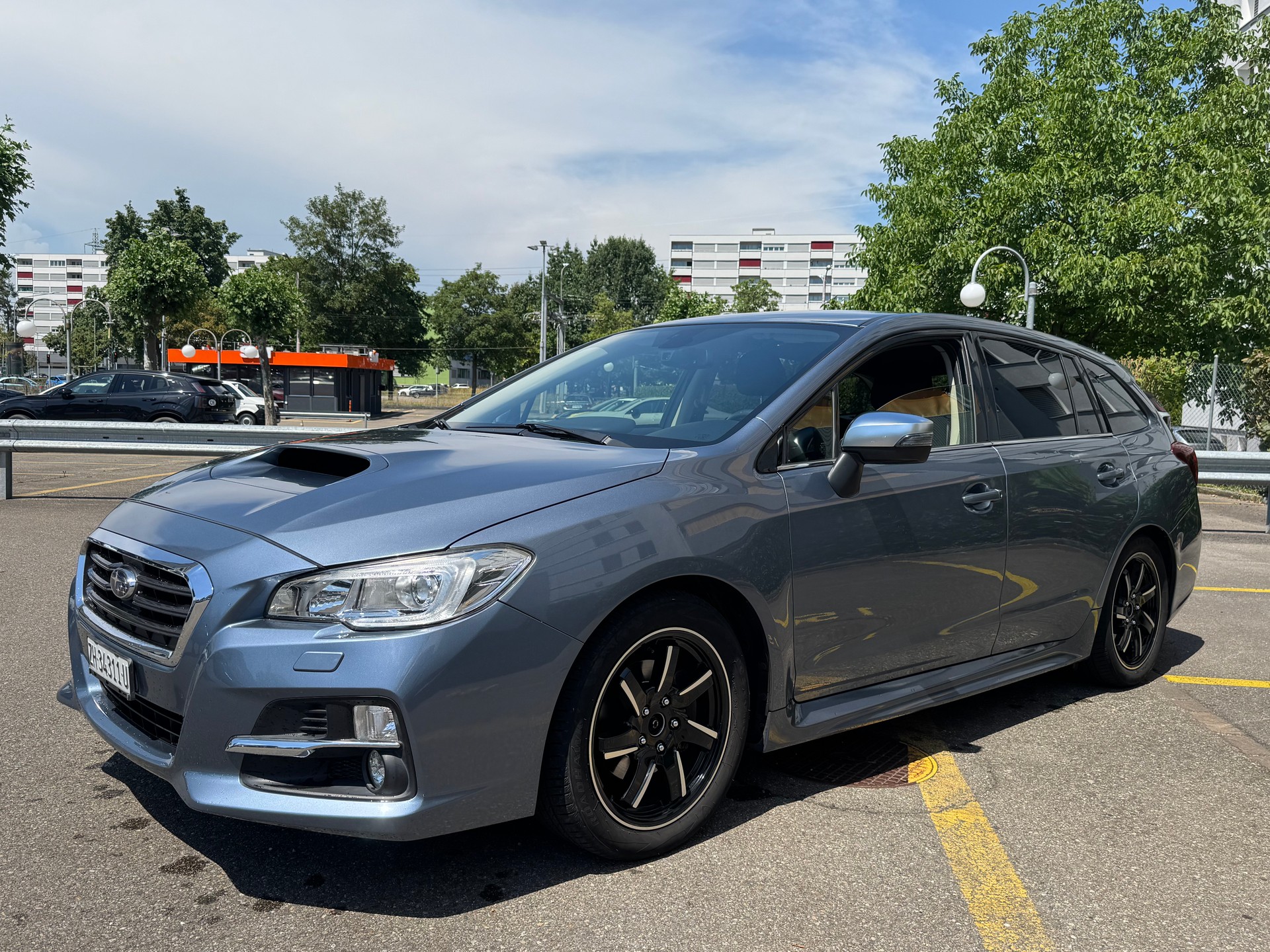 SUBARU Levorg 1.6 GT Advantage AWD Lineartronic-image-0