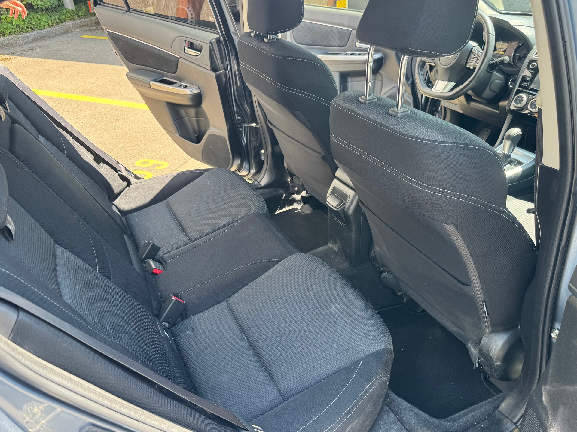 SUBARU Levorg 1.6 GT Advantage AWD Lineartronic-image-4