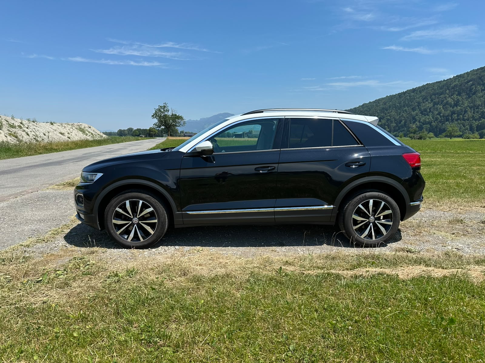 VW 1.5 TSI Advance-image-2
