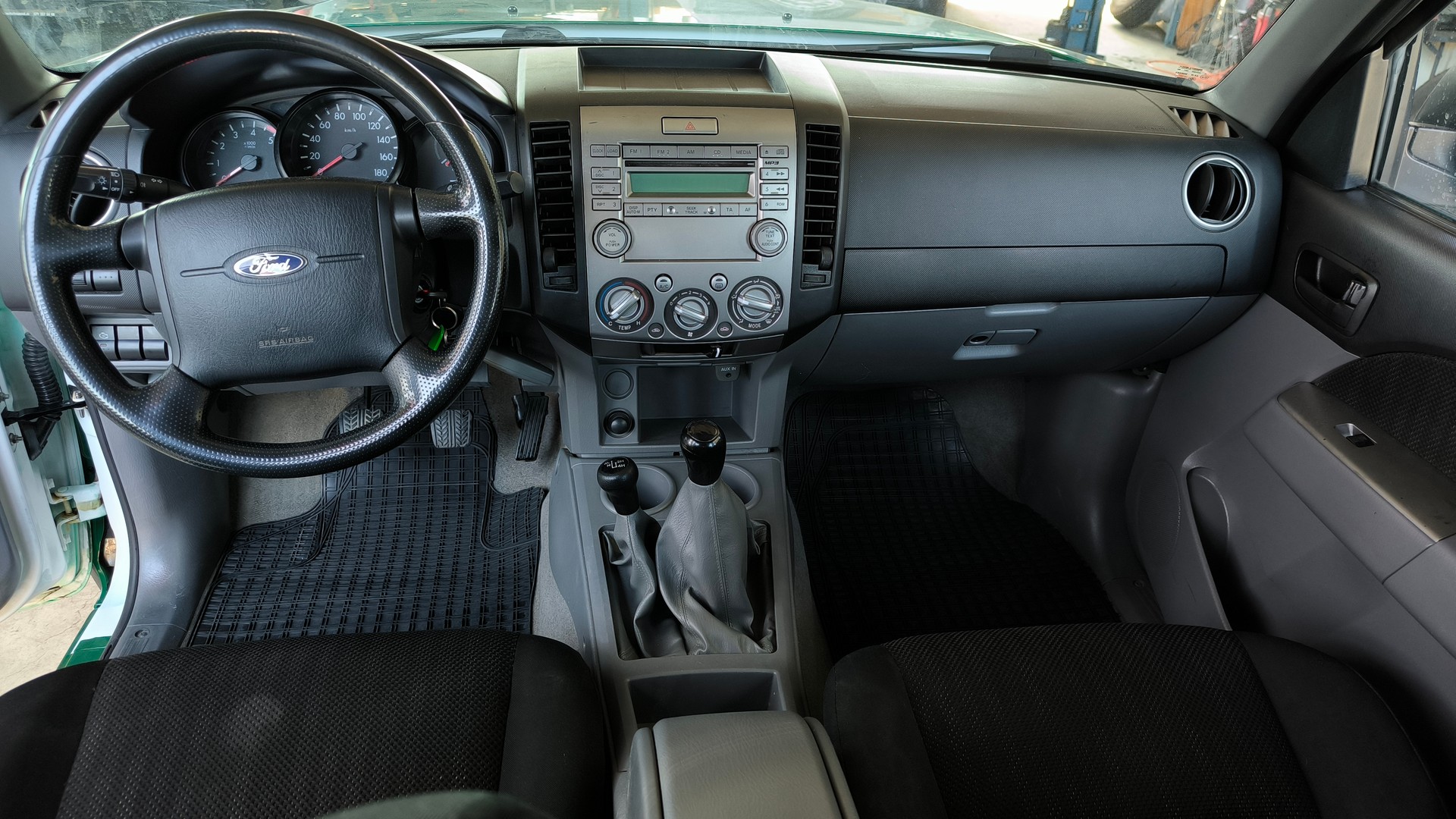 FORD Ranger XL 2.5 TDCi 4x4-image-5