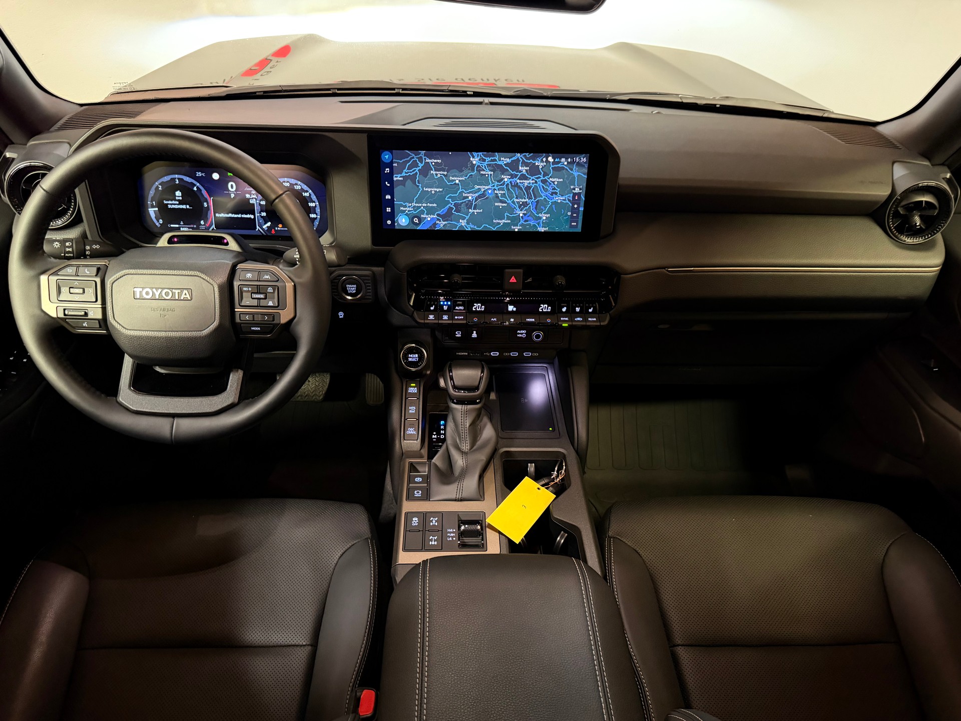 TOYOTA Land Cruiser 2.8TD 48V Style-image-16