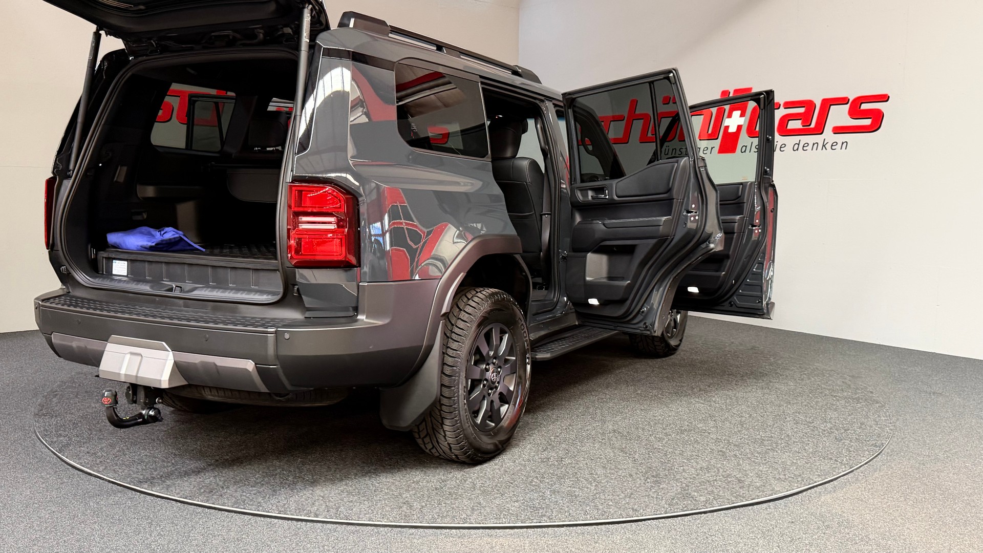 TOYOTA Land Cruiser 2.8TD 48V Style-image-6
