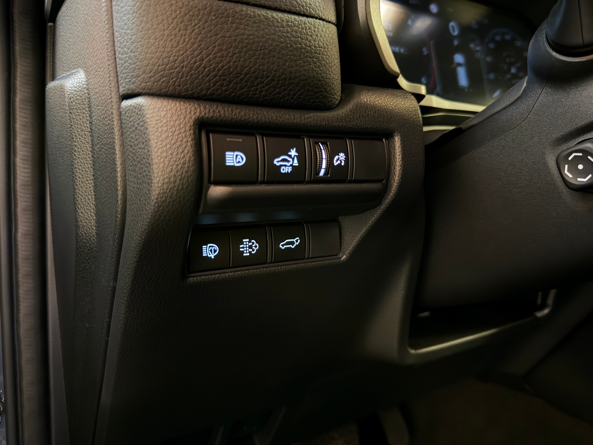 TOYOTA Land Cruiser 2.8TD 48V Style-image-23