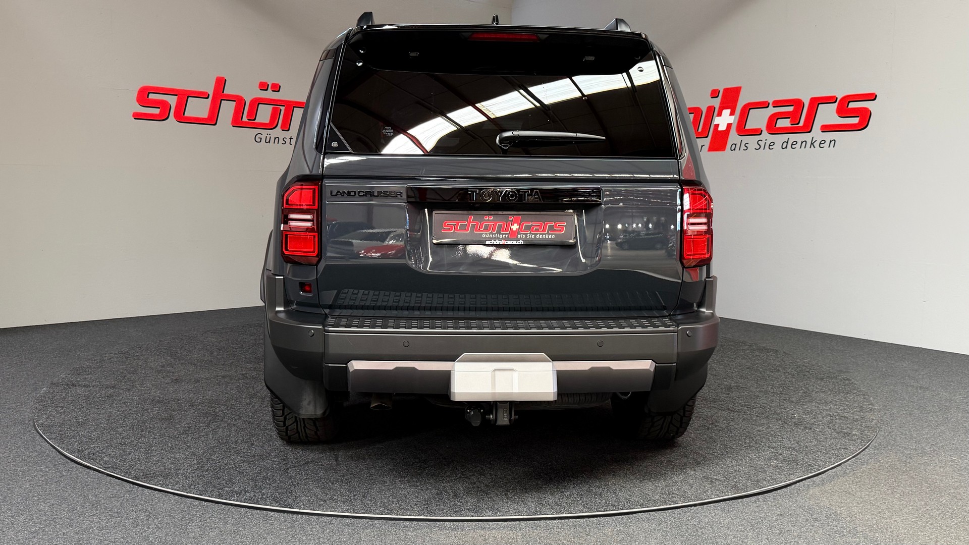 TOYOTA Land Cruiser 2.8TD 48V Style-image-4