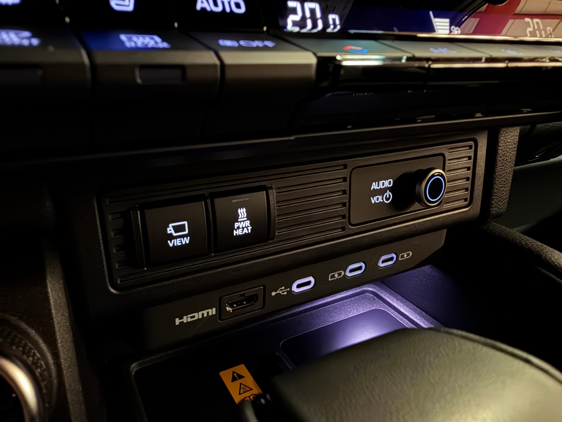 TOYOTA Land Cruiser 2.8TD 48V Style-image-26